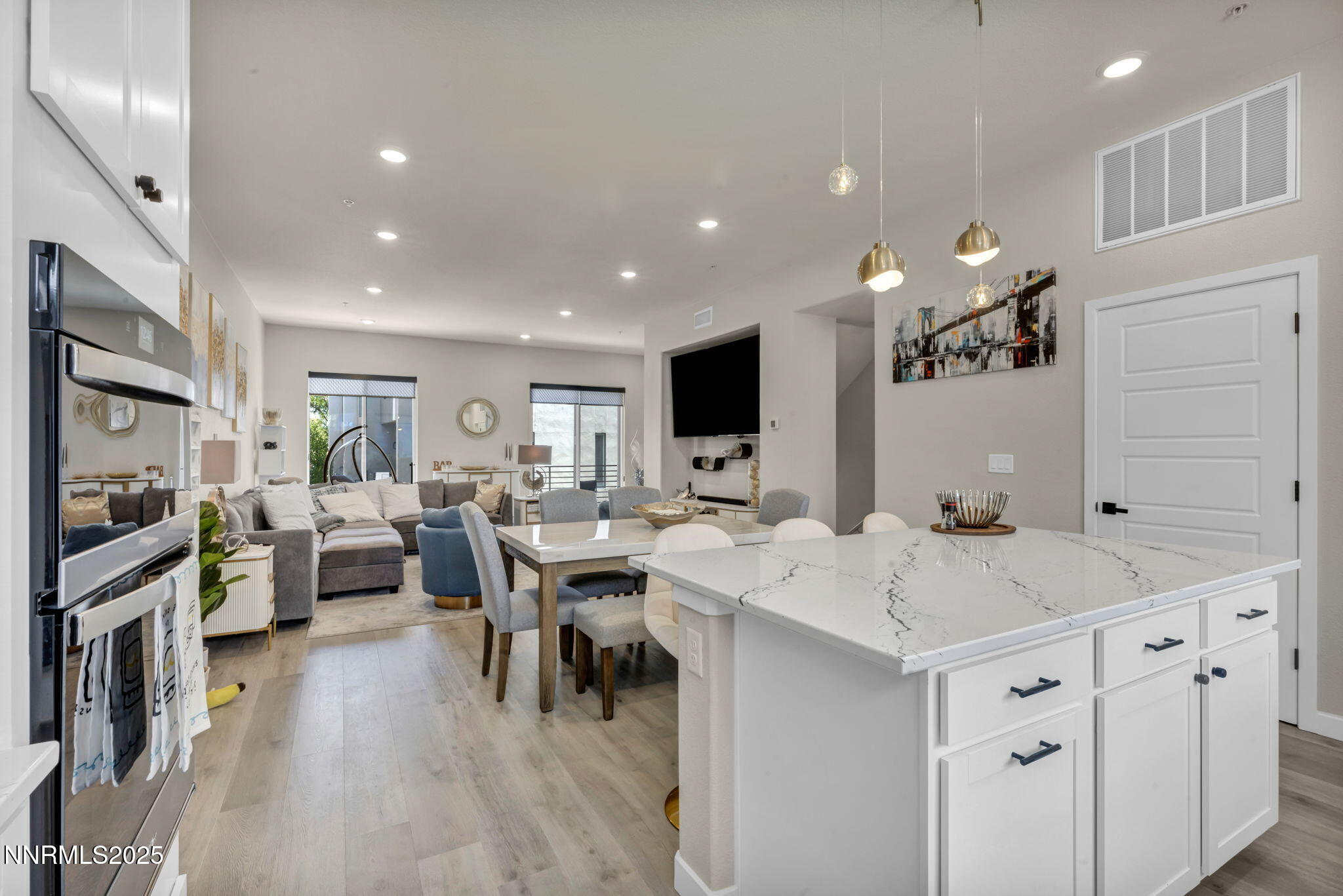 150 Rissone Lane Property Photo 3
