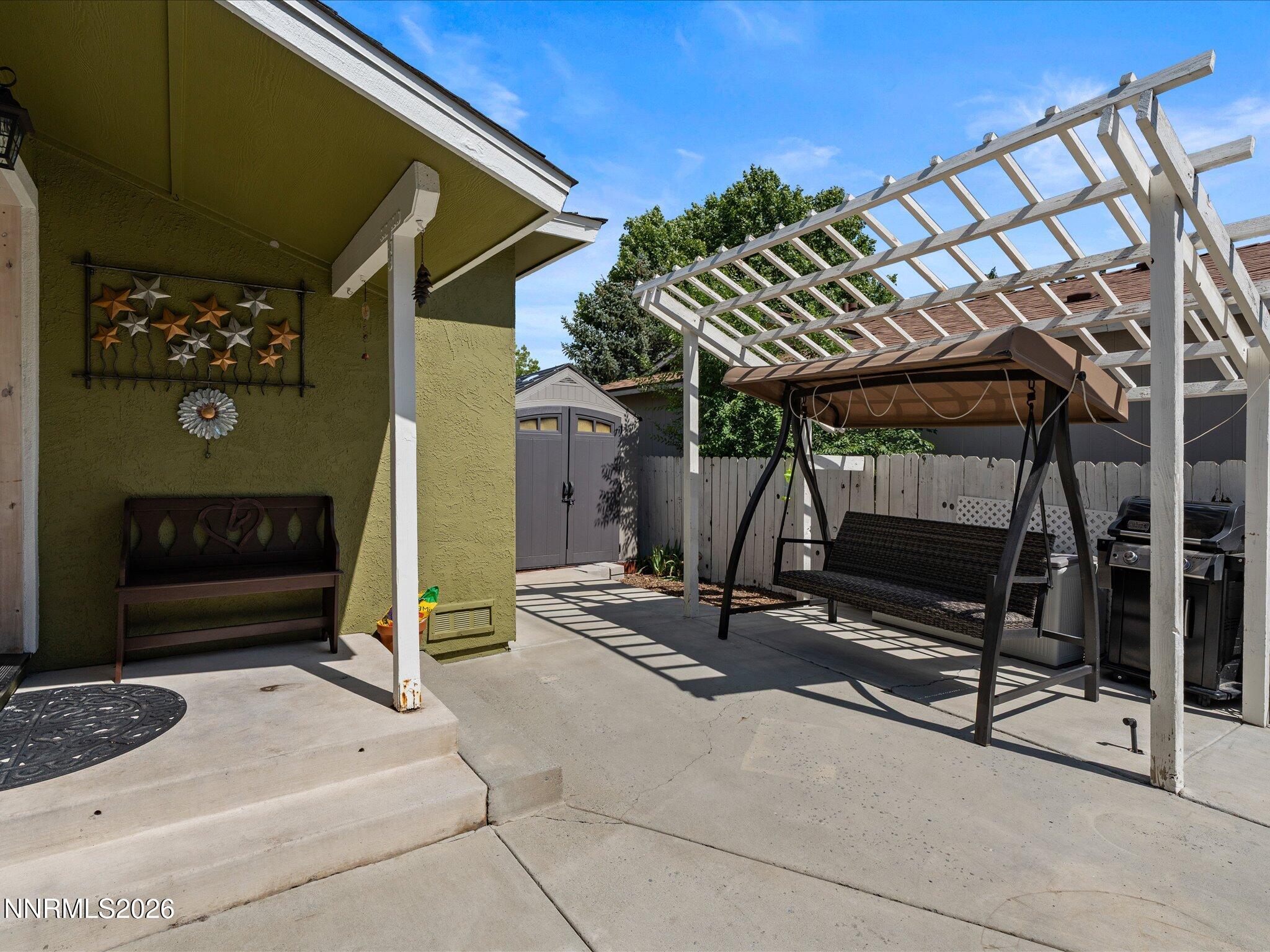 2910 Harding Circle Property Photo 4