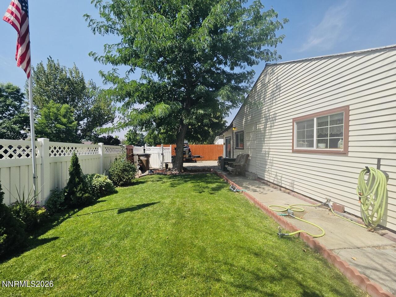 3155 Valley Way Property Photo 4