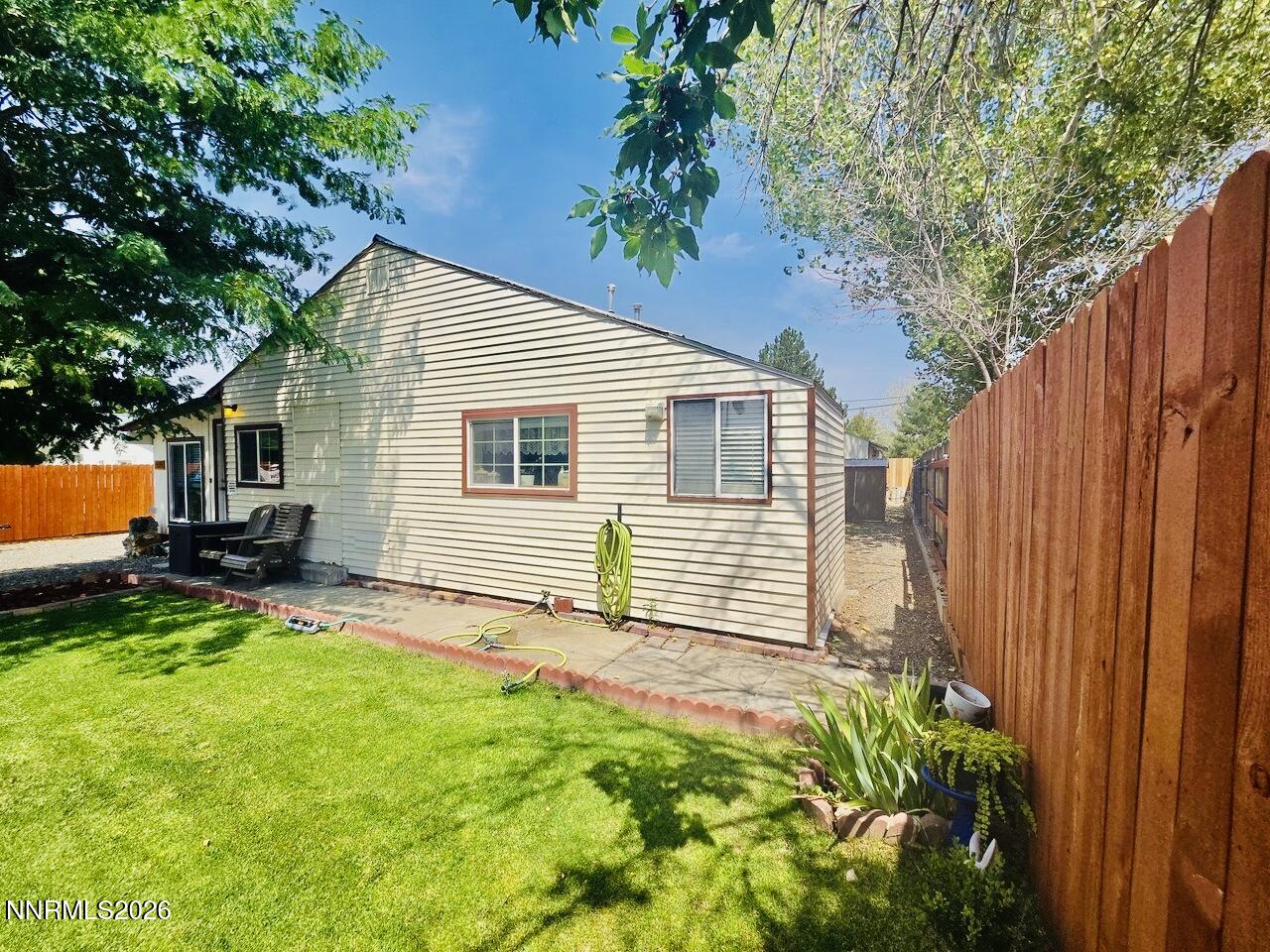 3155 Valley Way Property Photo 5