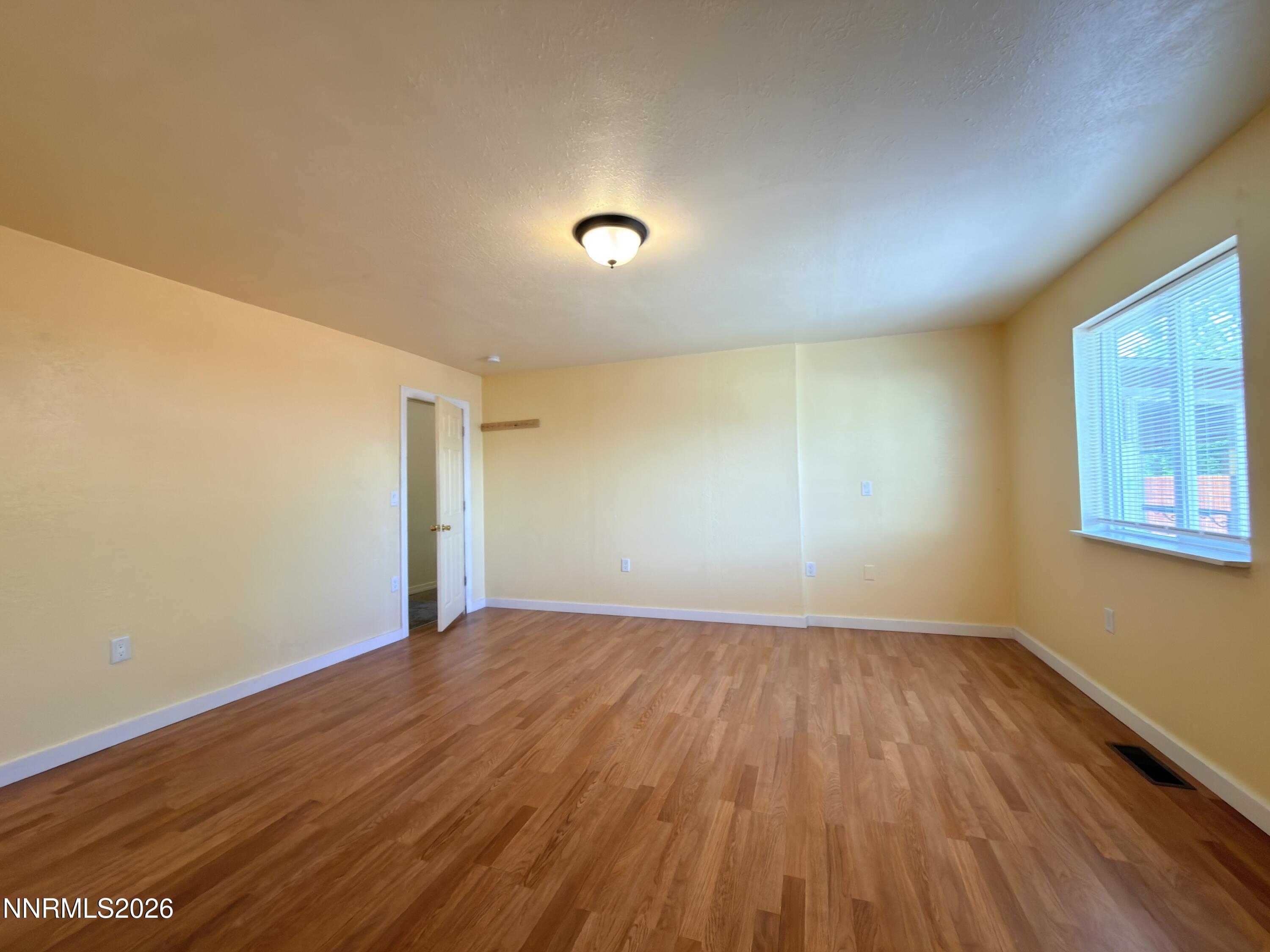 3155 Valley Way Property Photo 18