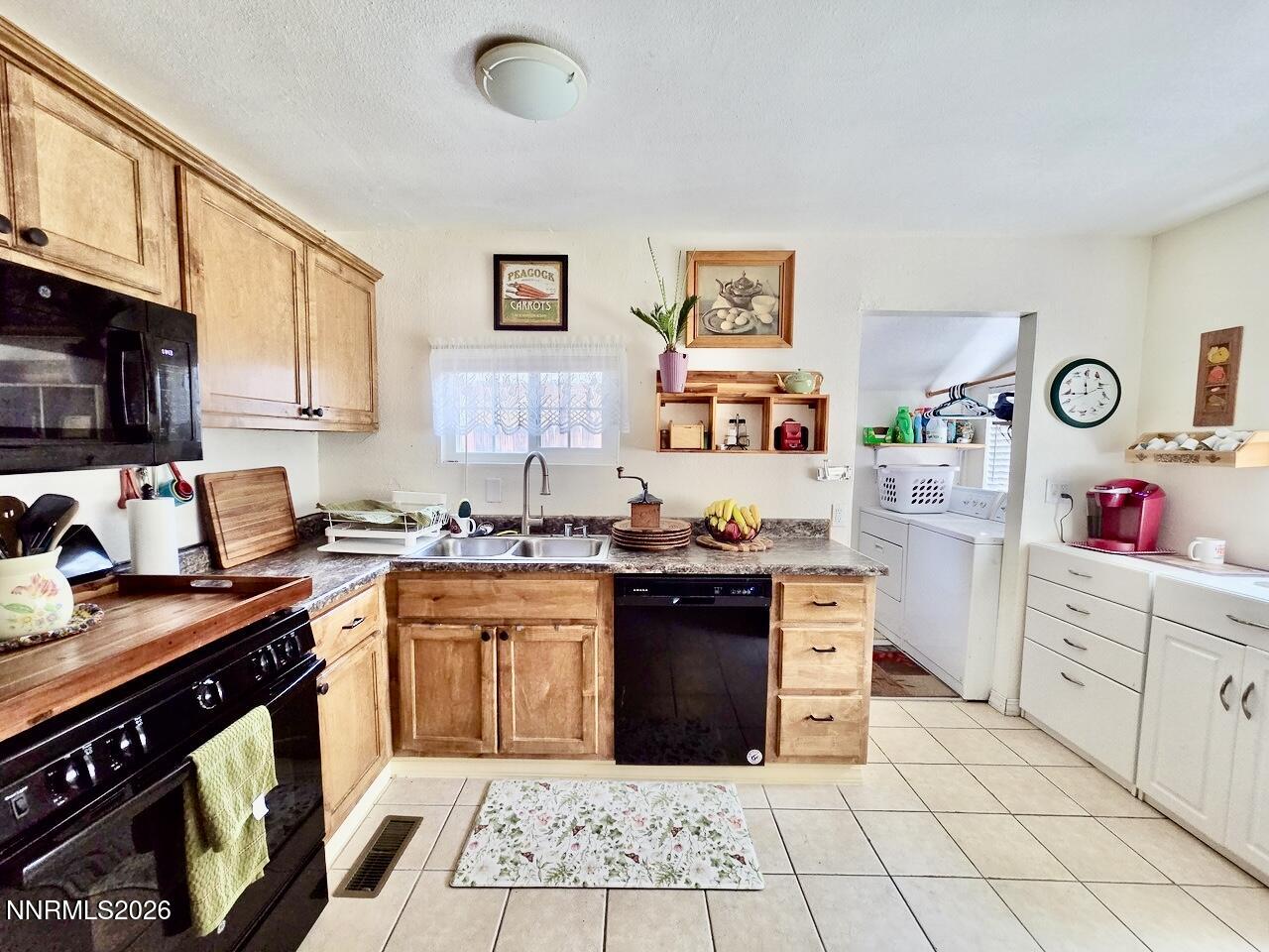 3155 Valley Way Property Photo 22