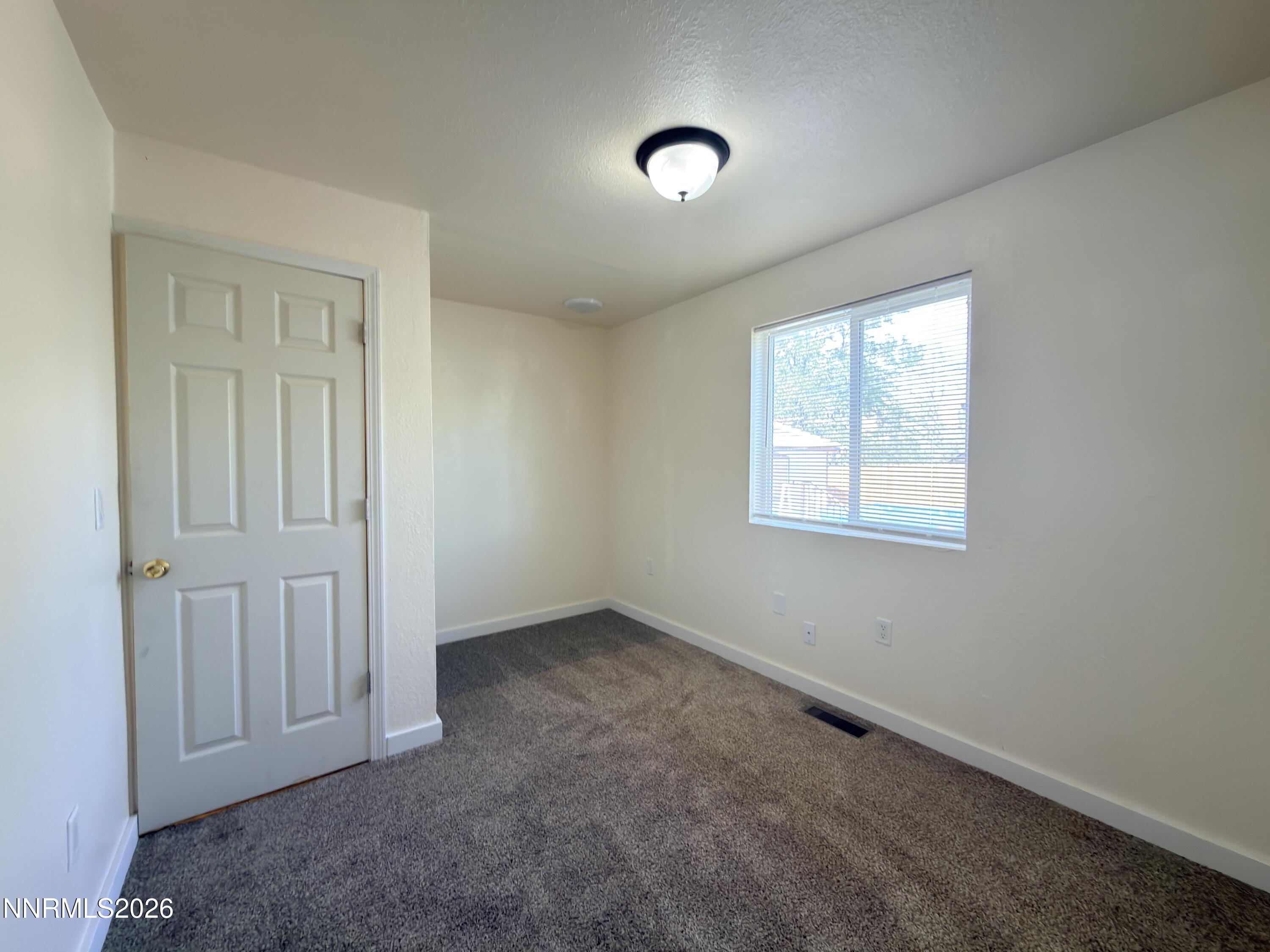 3155 Valley Way Property Photo 29