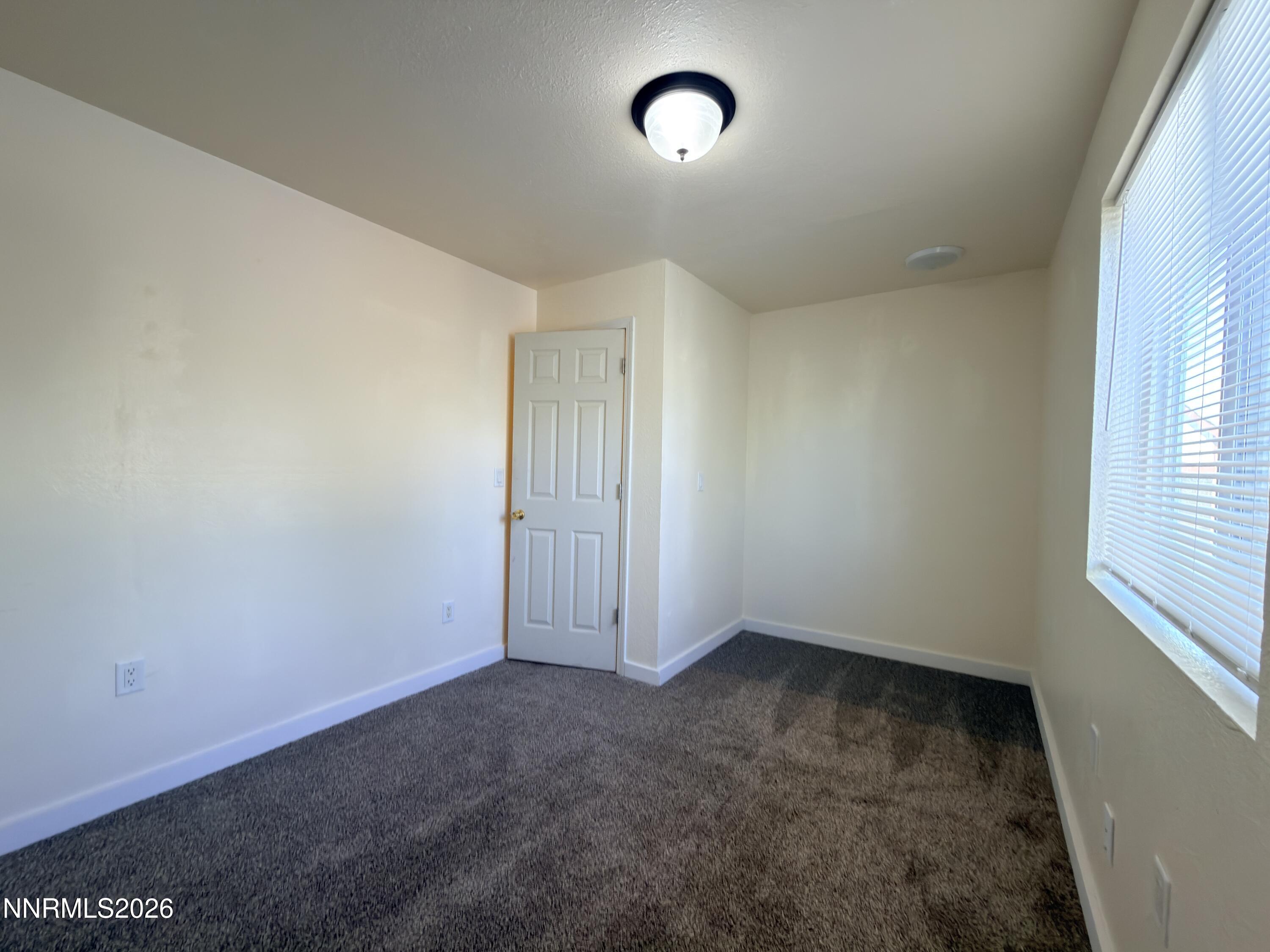 3155 Valley Way Property Photo 30