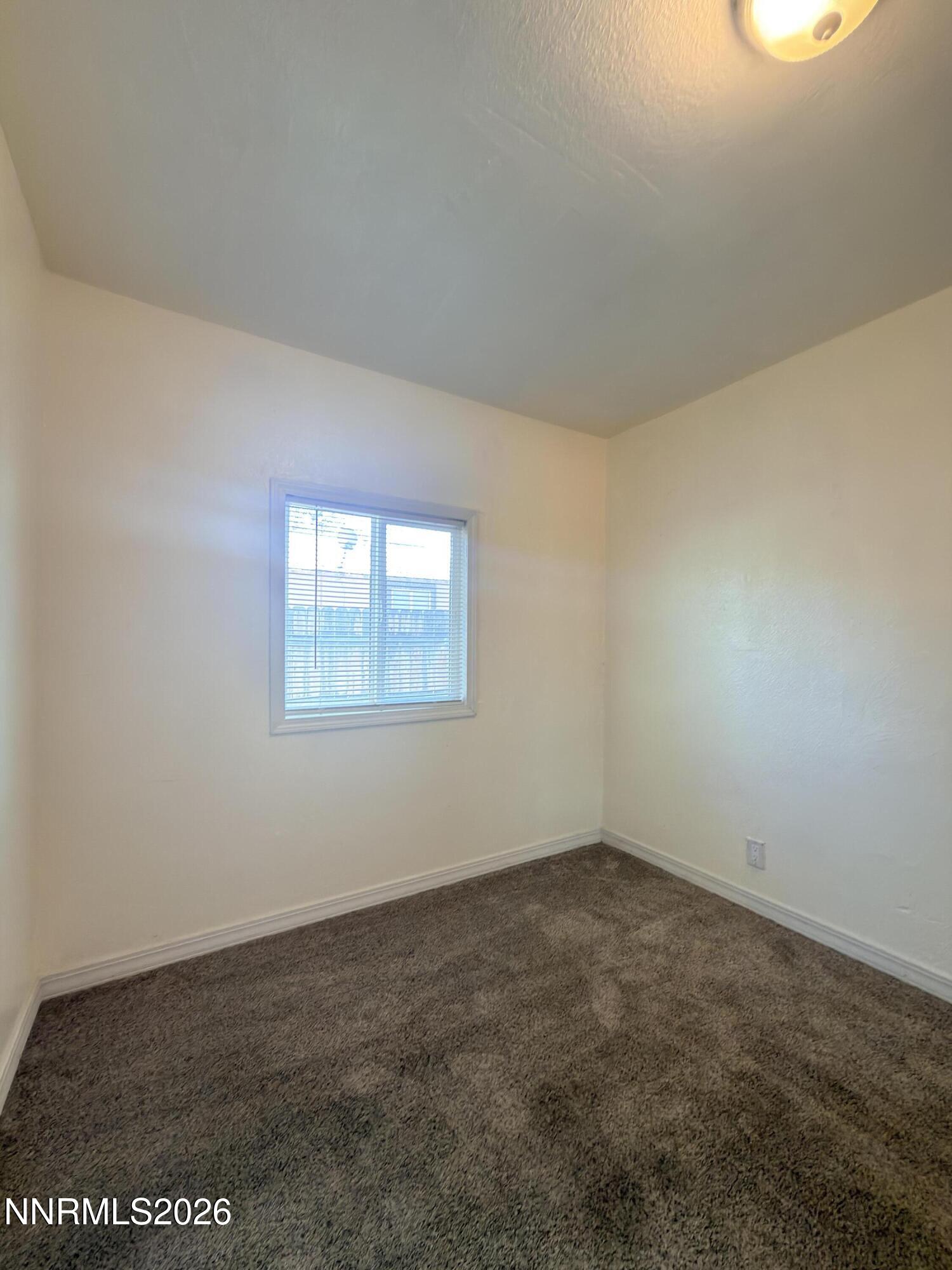 3155 Valley Way Property Photo 33