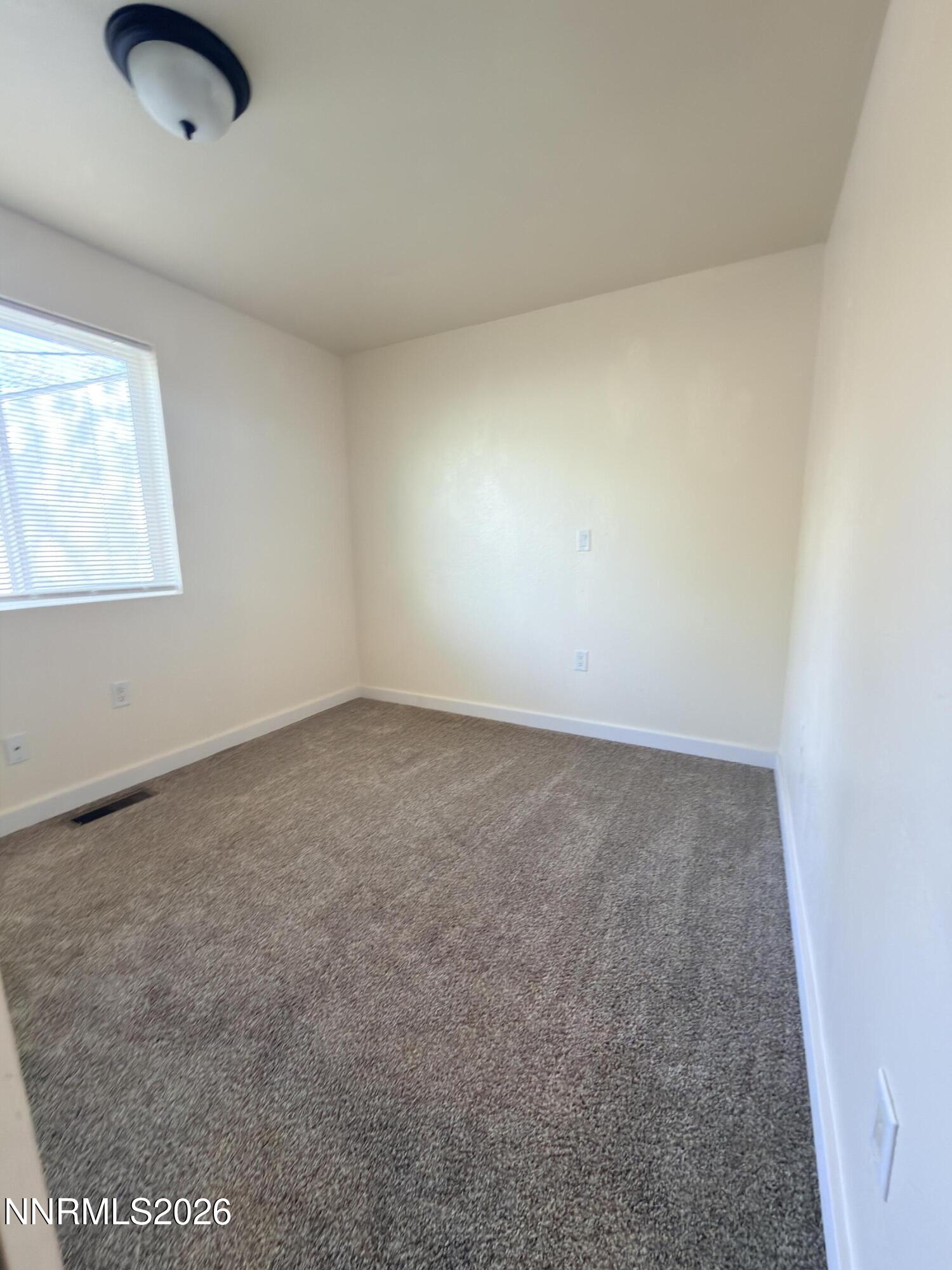 3155 Valley Way Property Photo 34