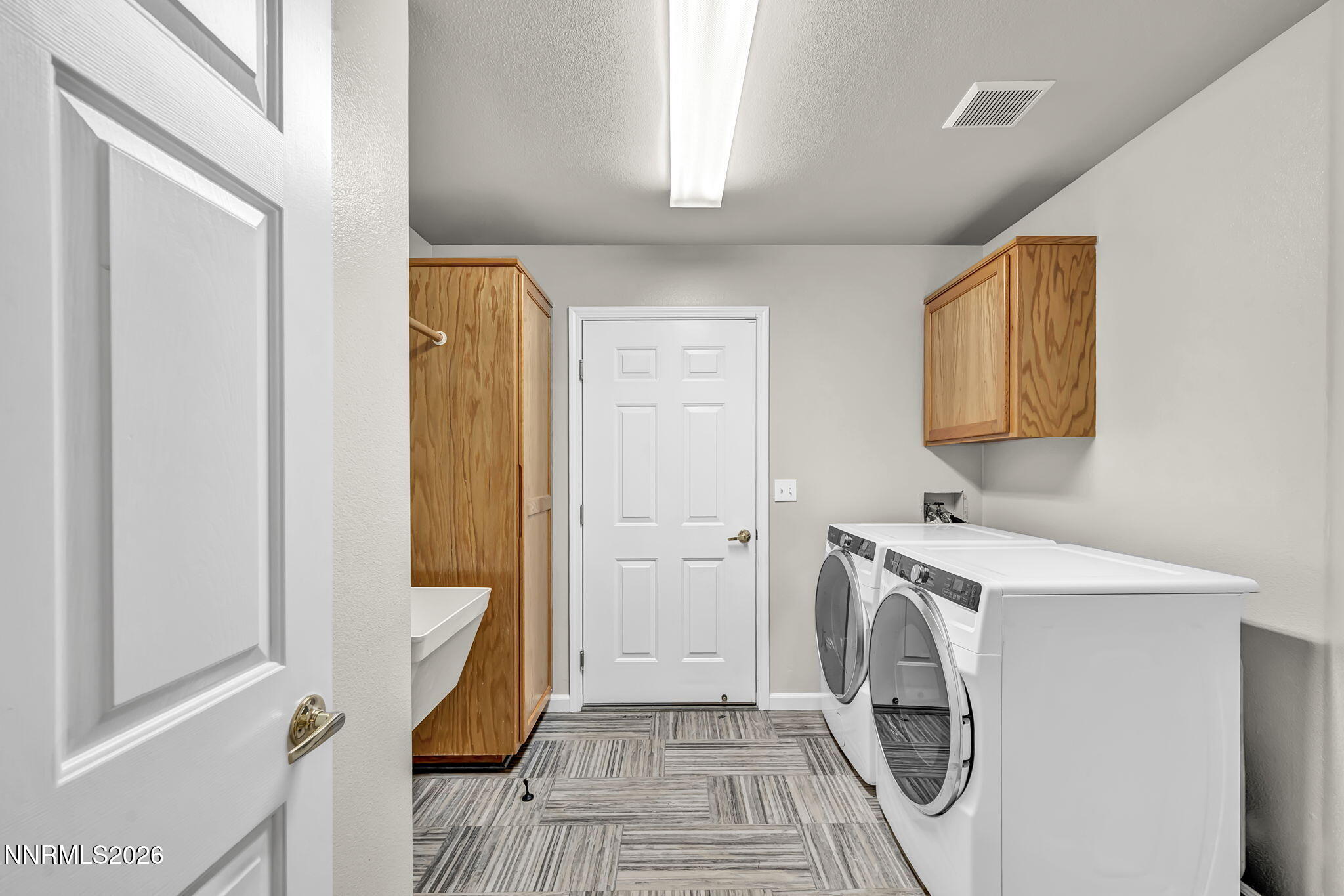 1784 Mahogany Circle Property Photo 36