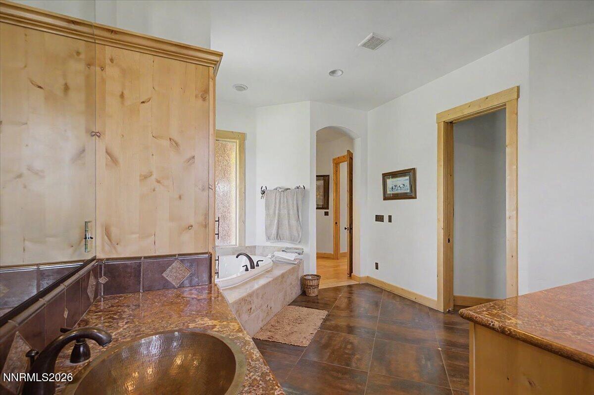 4110 St Clair Road Property Photo 22
