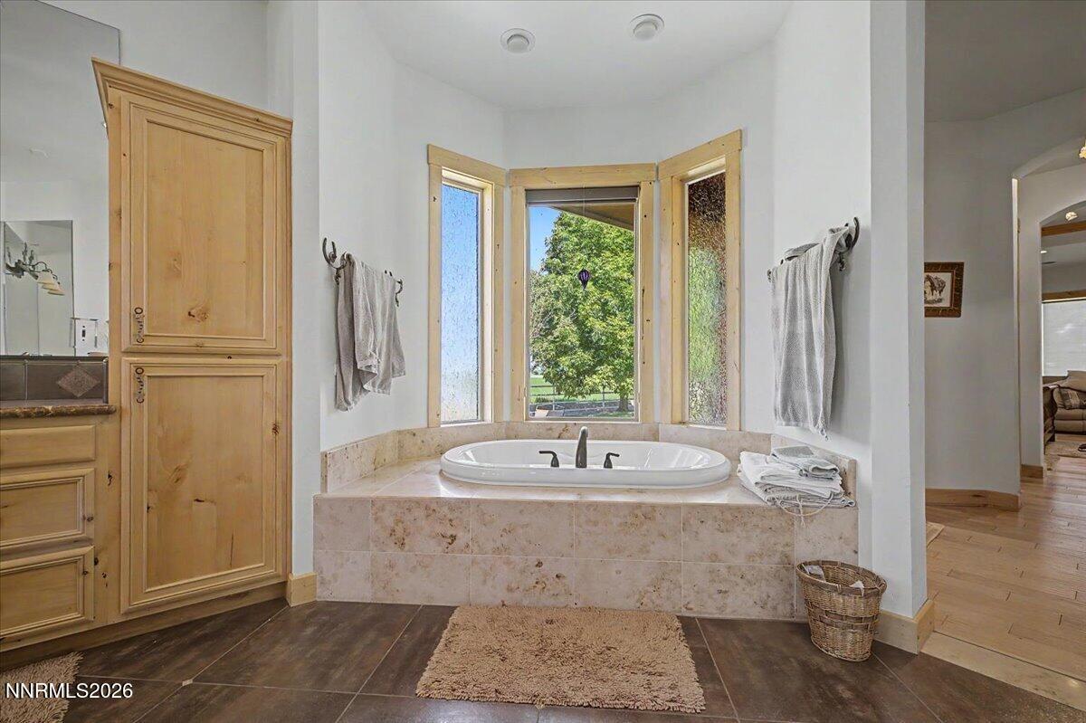 4110 St Clair Road Property Photo 25