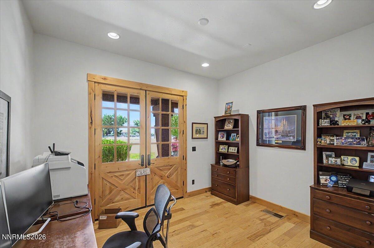 4110 St Clair Road Property Photo 27