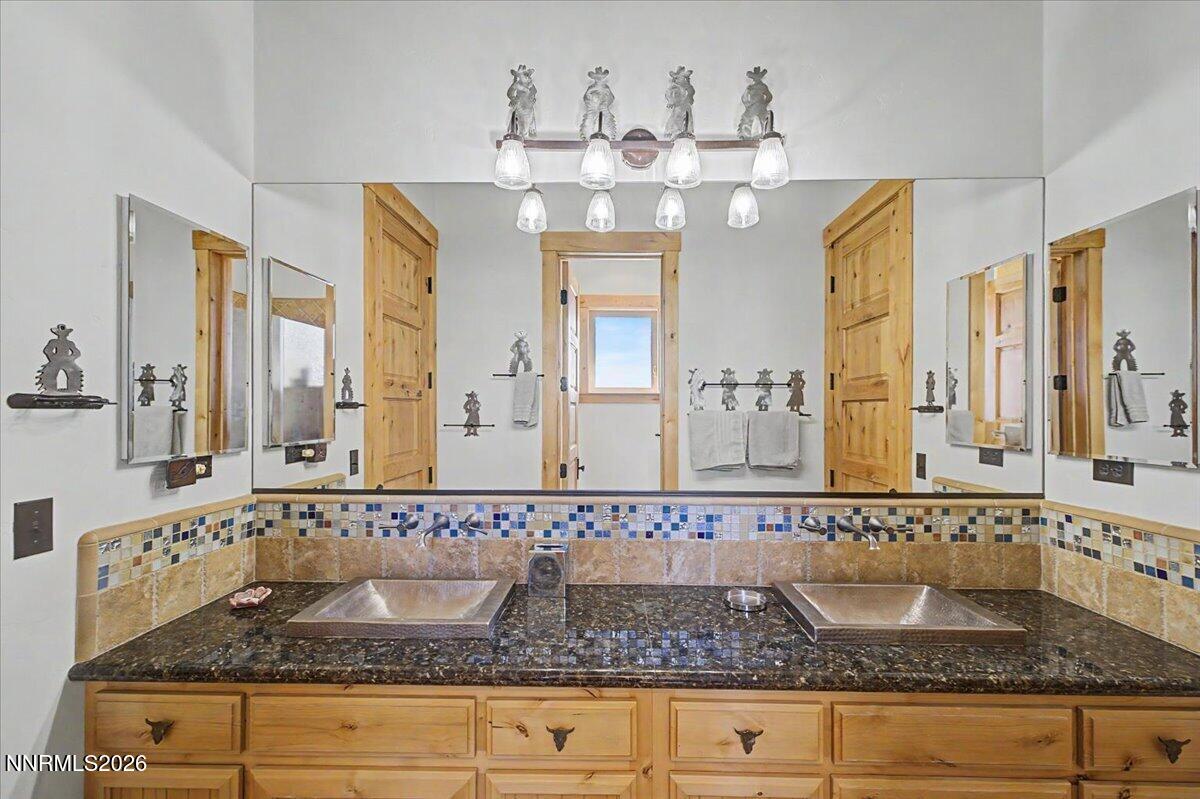 4110 St Clair Road Property Photo 33