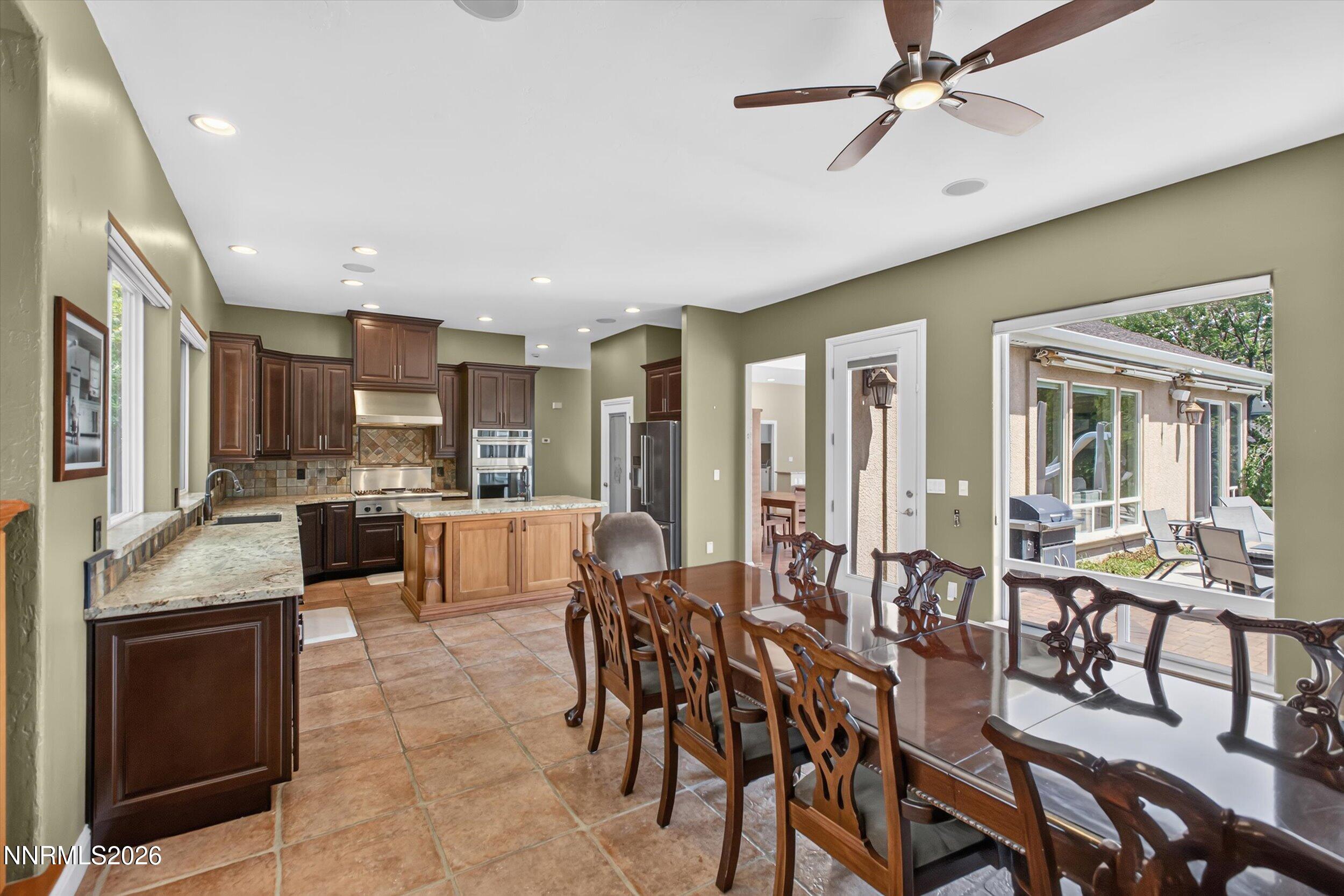 1839 Walnut Court Property Photo 22