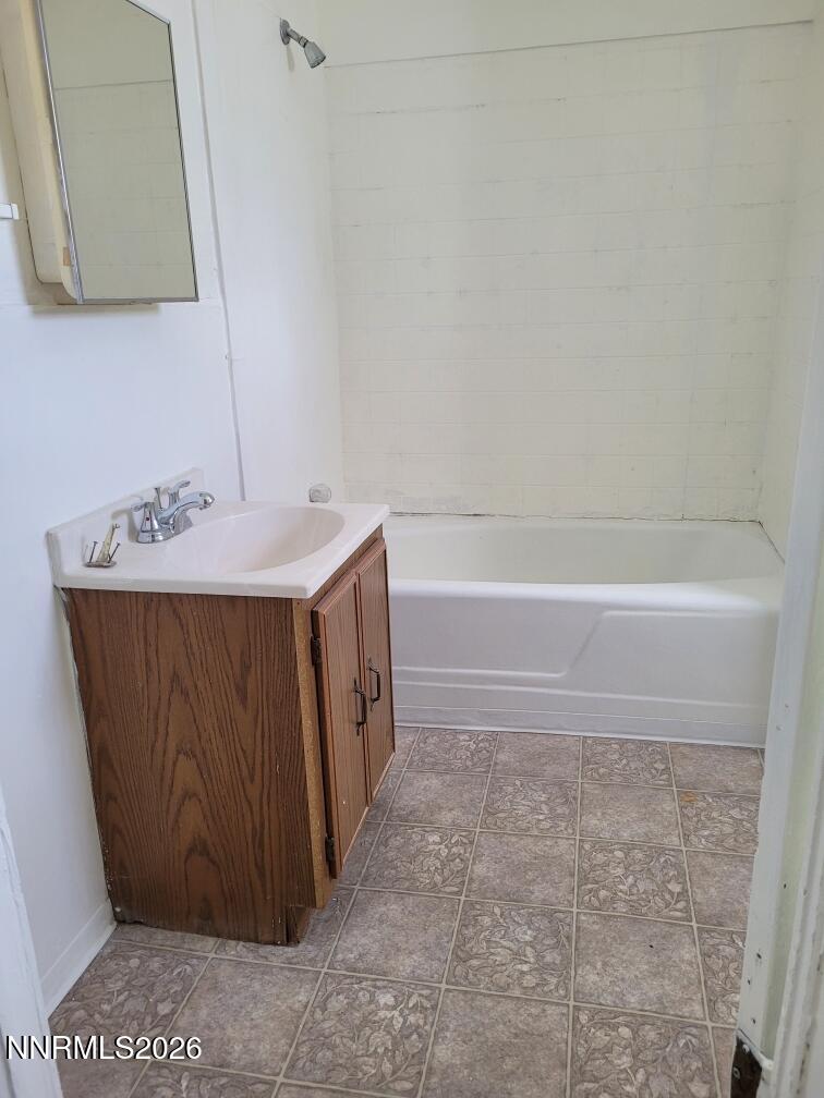 408 Monroe Street Property Photo 5