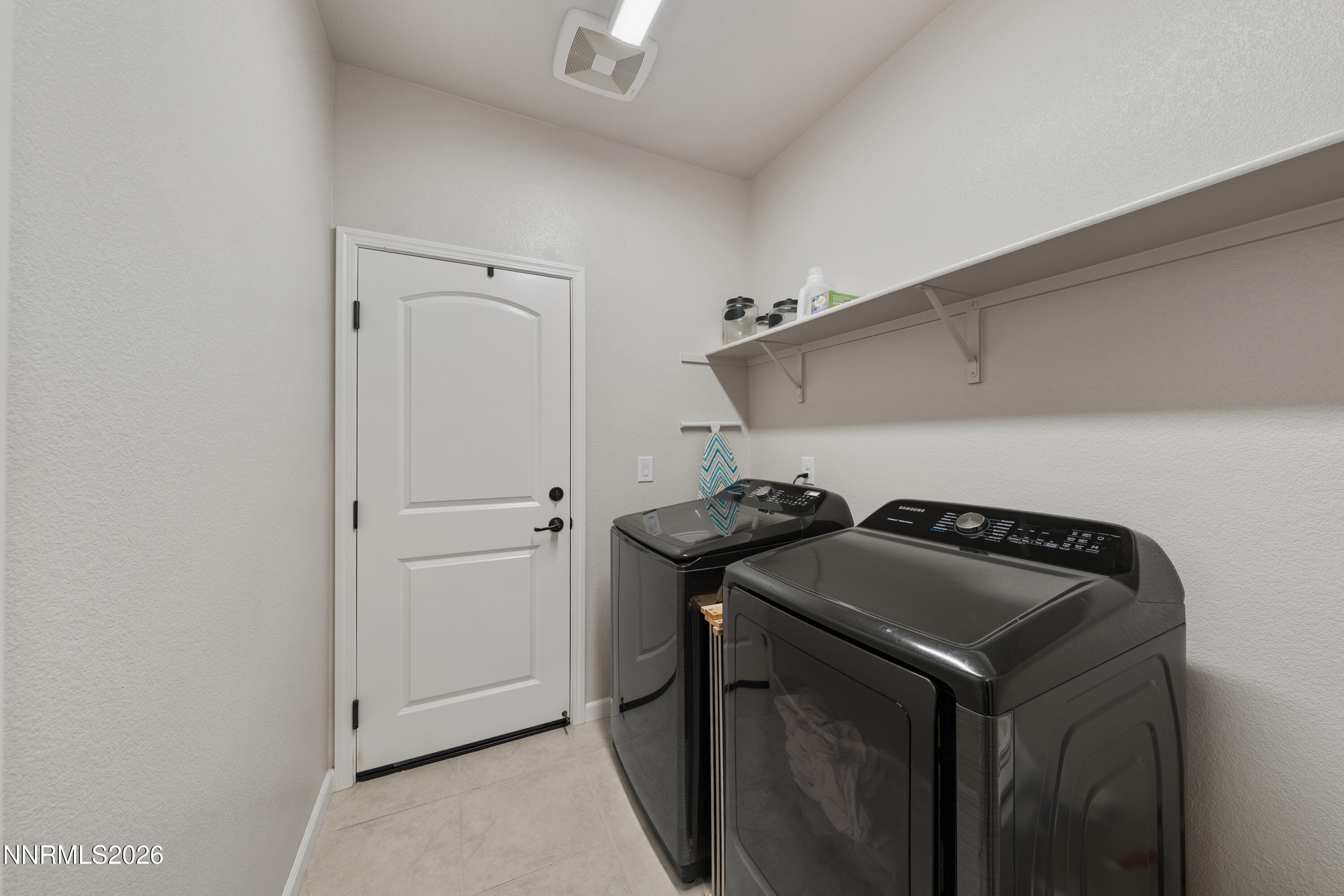 2070 Jordan Mdws Drive Property Photo 33