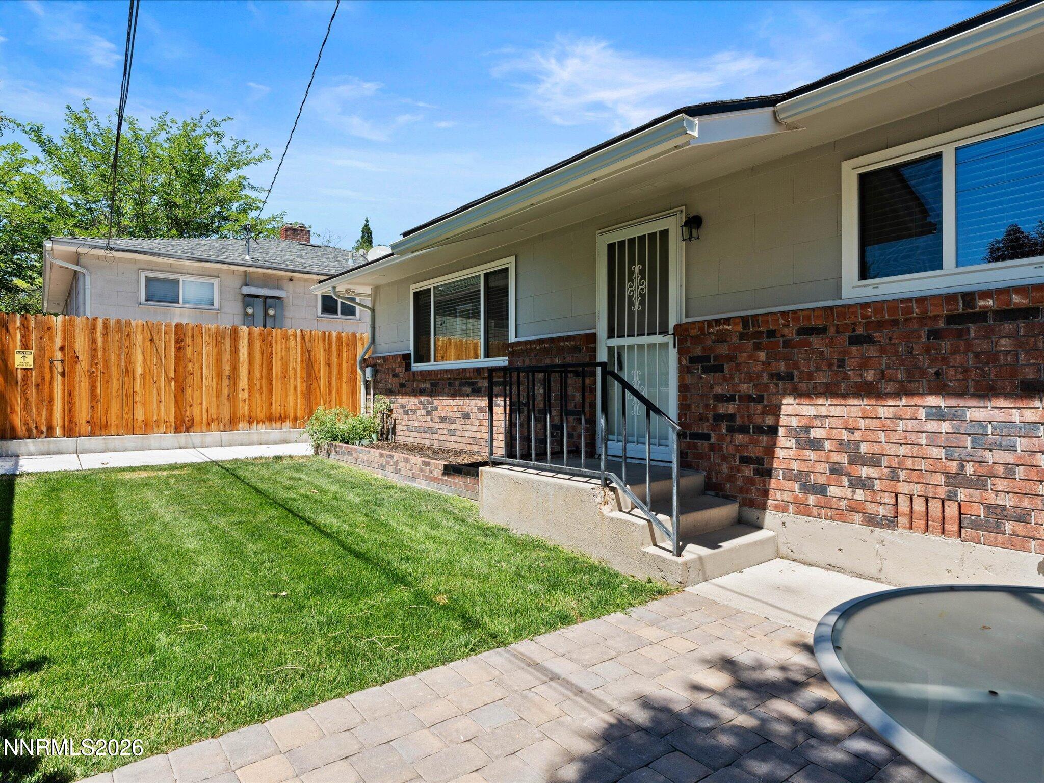 1220 Wright Street Property Photo 7