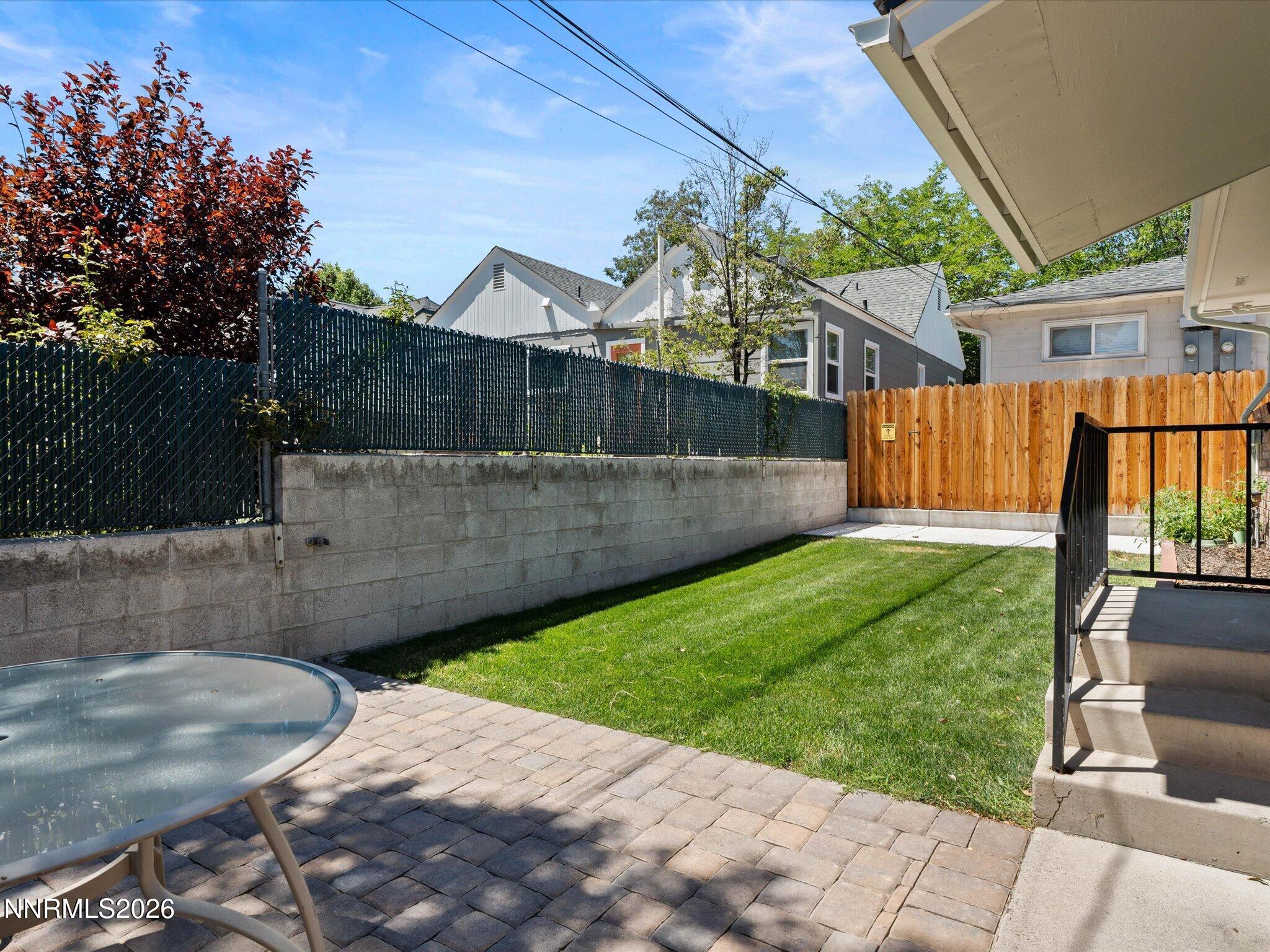 1220 Wright Street Property Photo 8