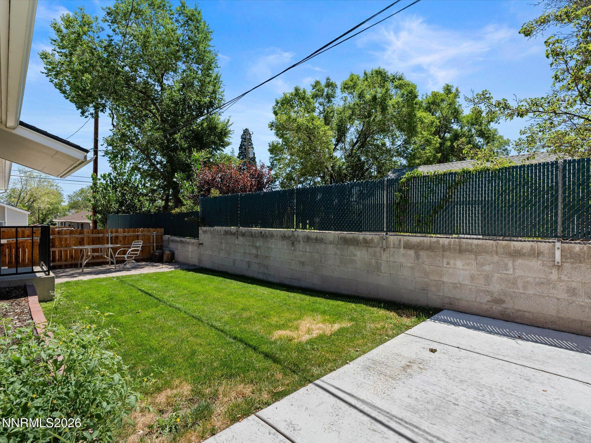 1220 Wright Street Property Photo 9