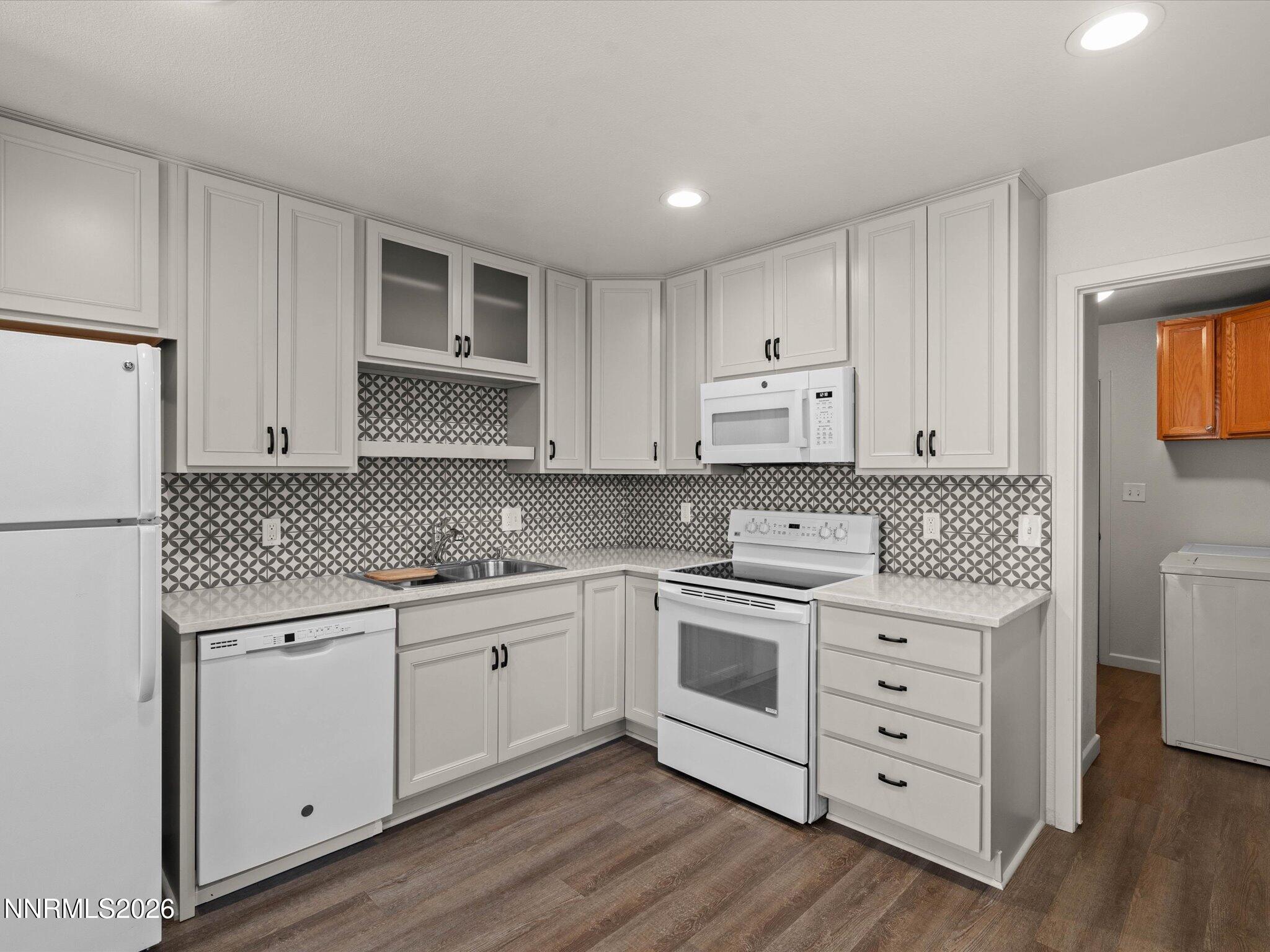 1220 Wright Street Property Photo 15