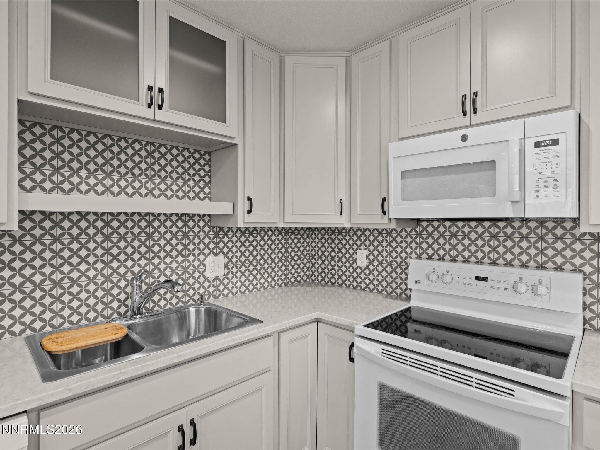 1220 Wright Street Property Photo 19