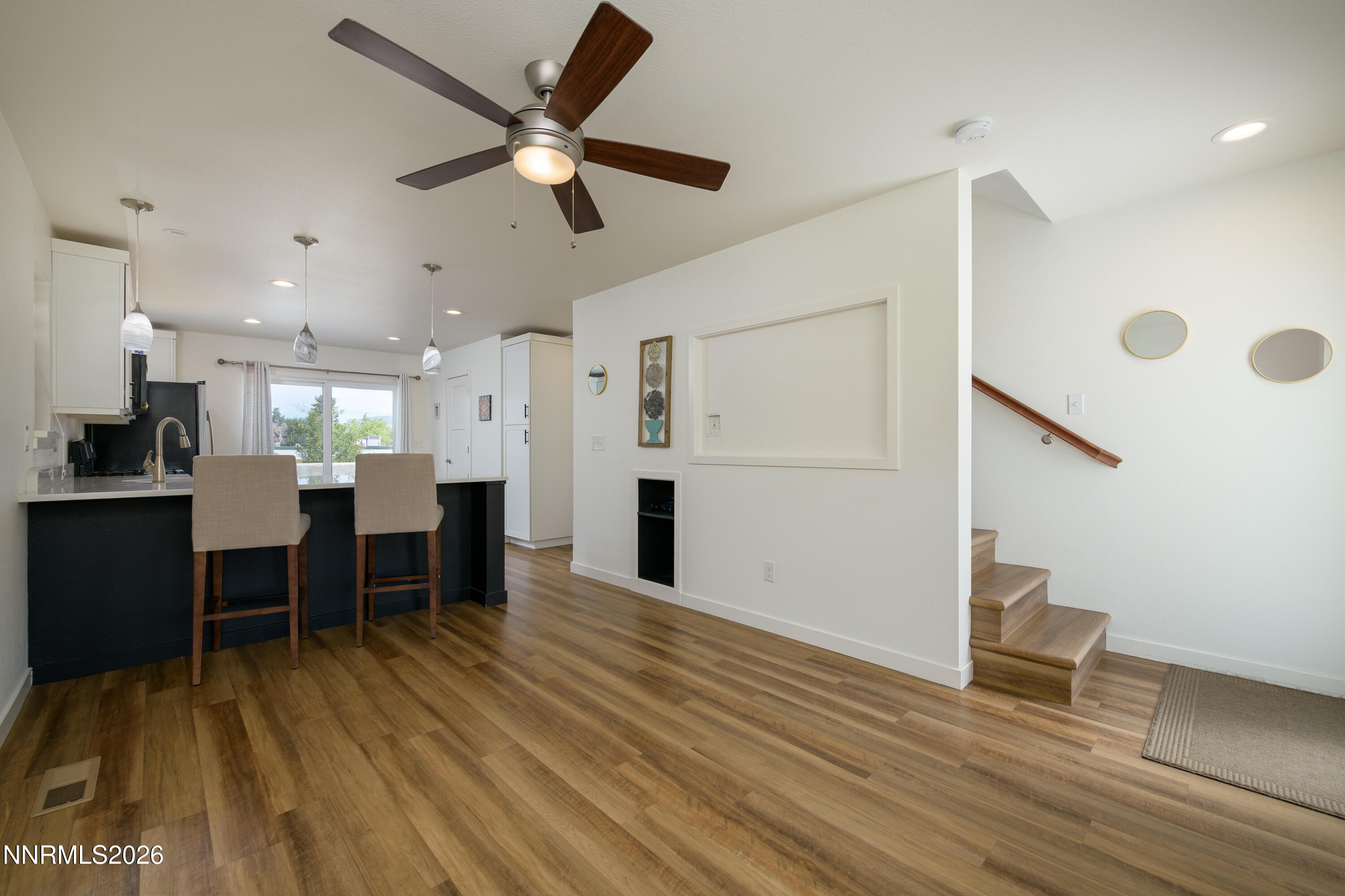 3844 Bonnie Place Property Photo 4