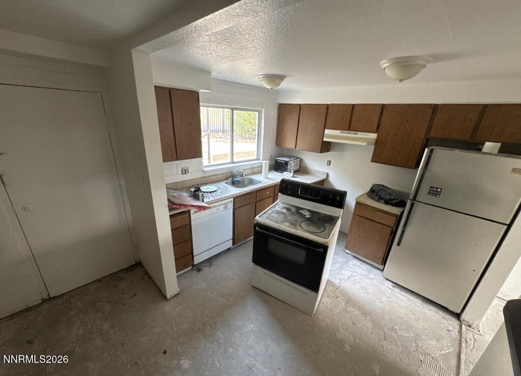 1412 E 9th Street # 5 Property Photo 6