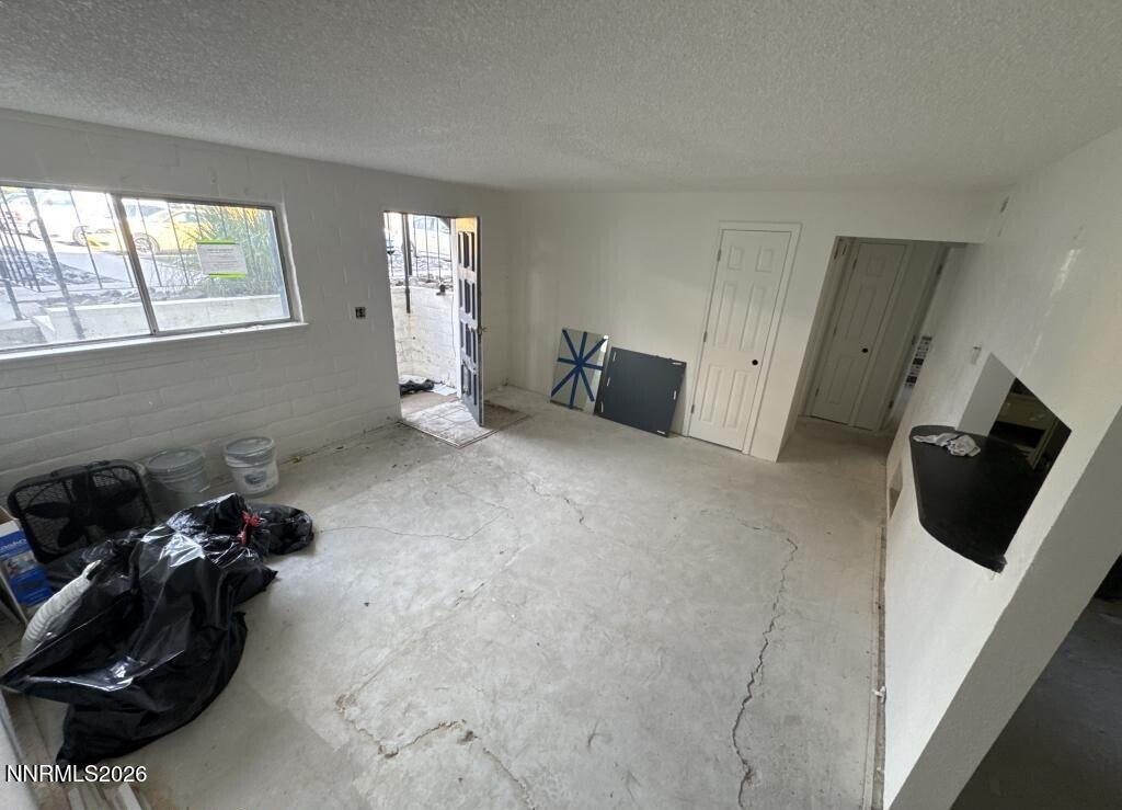 1412 E 9th Street # 5 Property Photo 7
