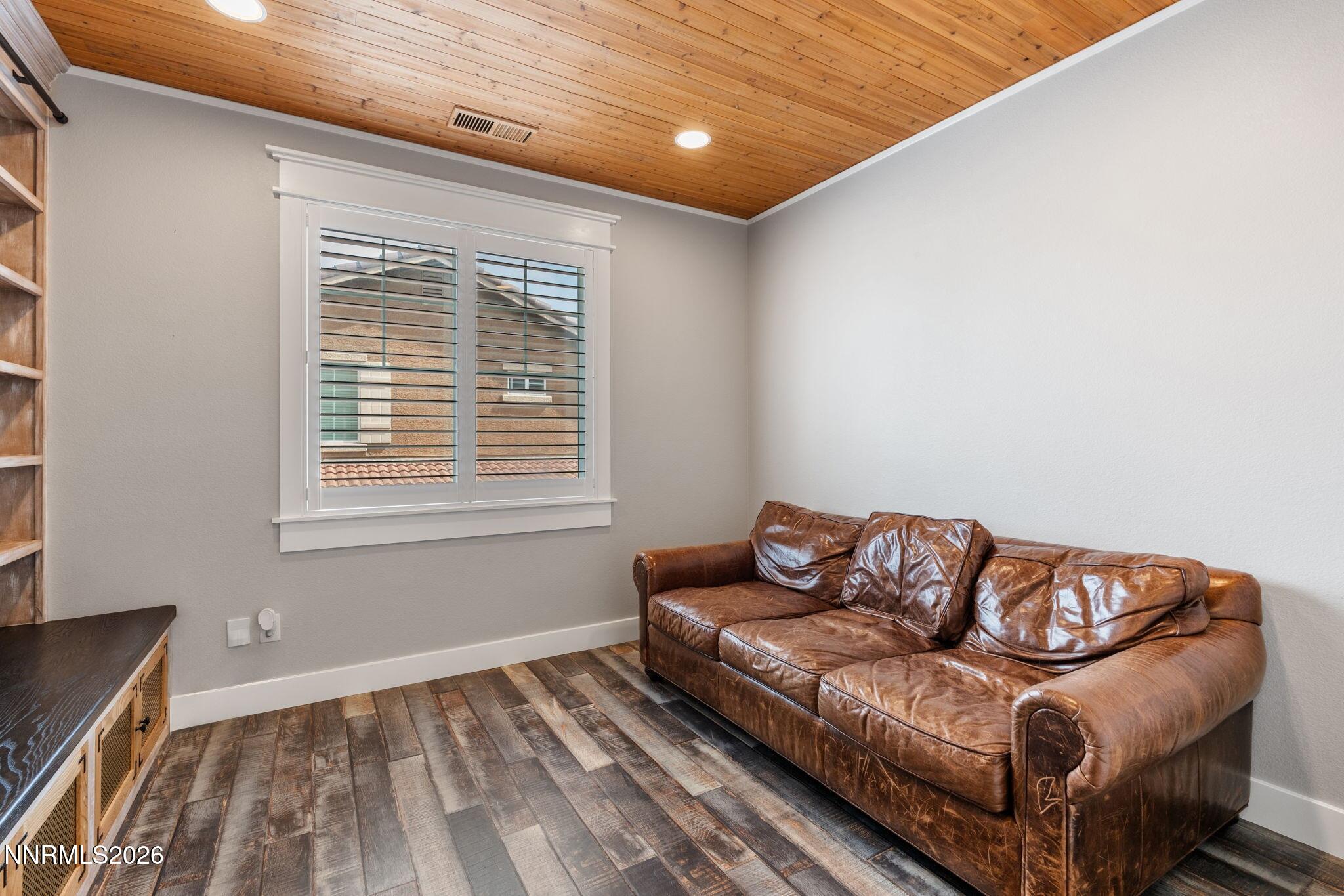 6682 Magical Drive Property Photo 6