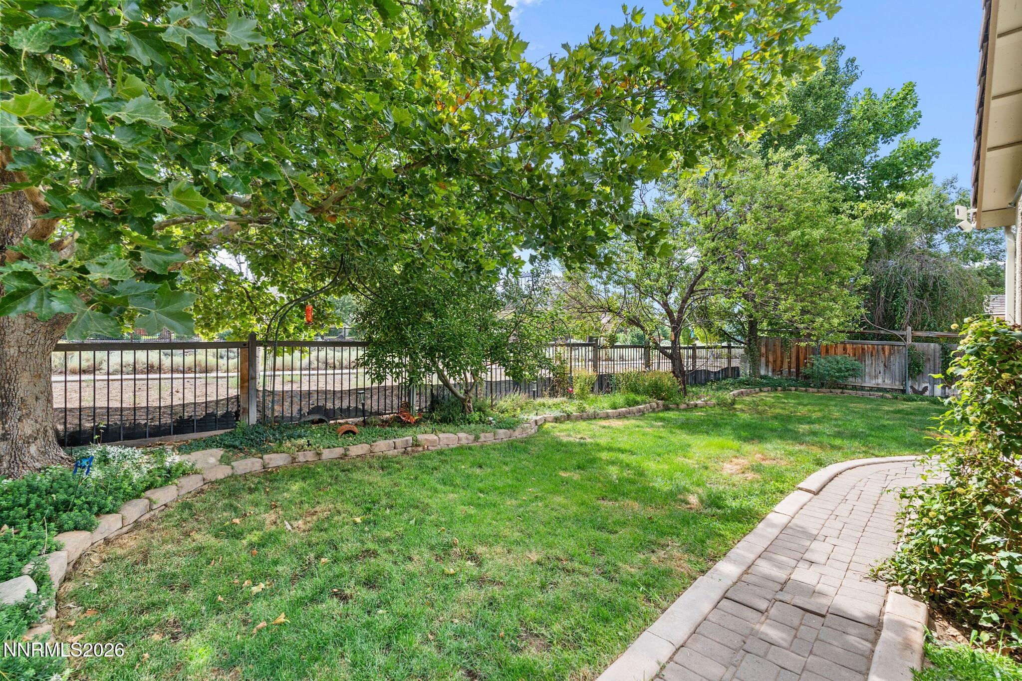 6682 Magical Drive Property Photo 18