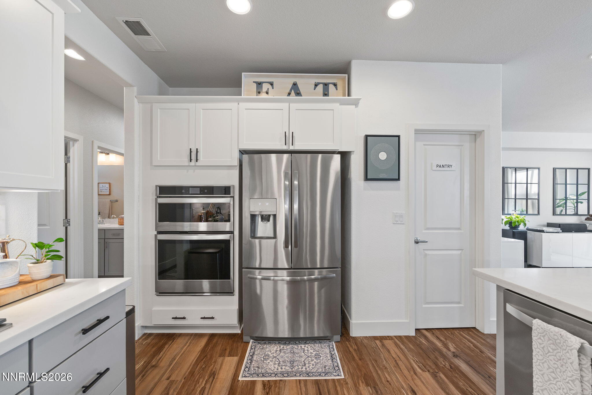 736 Iron Stirrup Court Property Photo 10