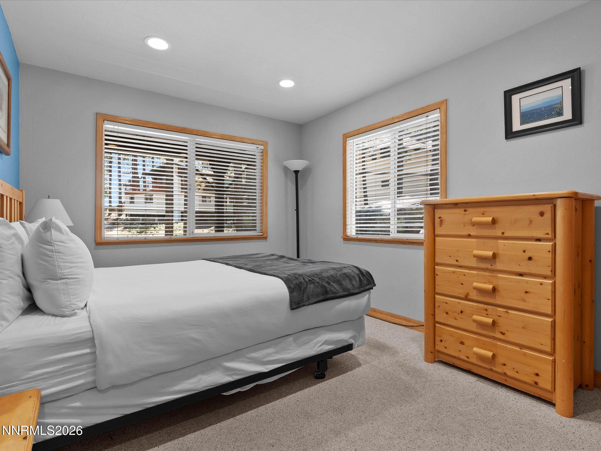 1302 Zurich Lane Property Photo 7