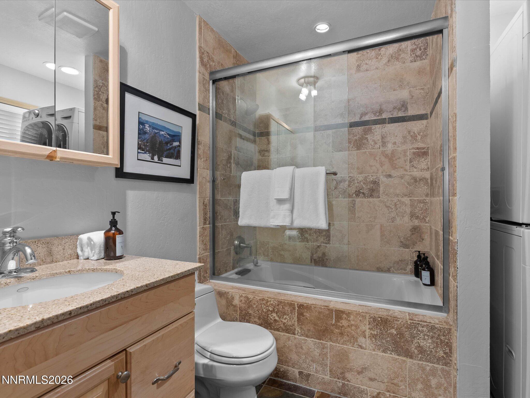 1302 Zurich Lane Property Photo 12