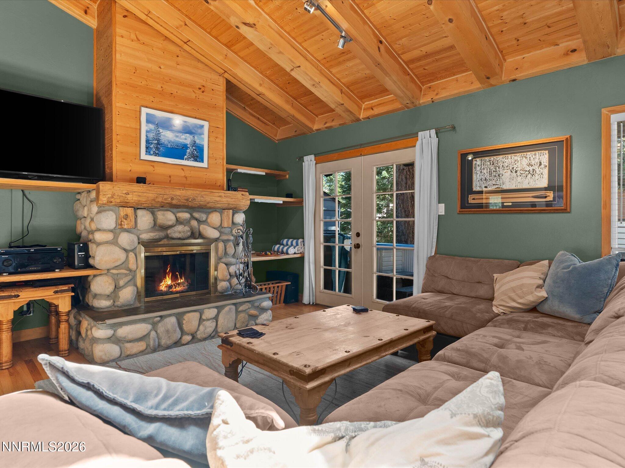 1302 Zurich Lane Property Photo 18