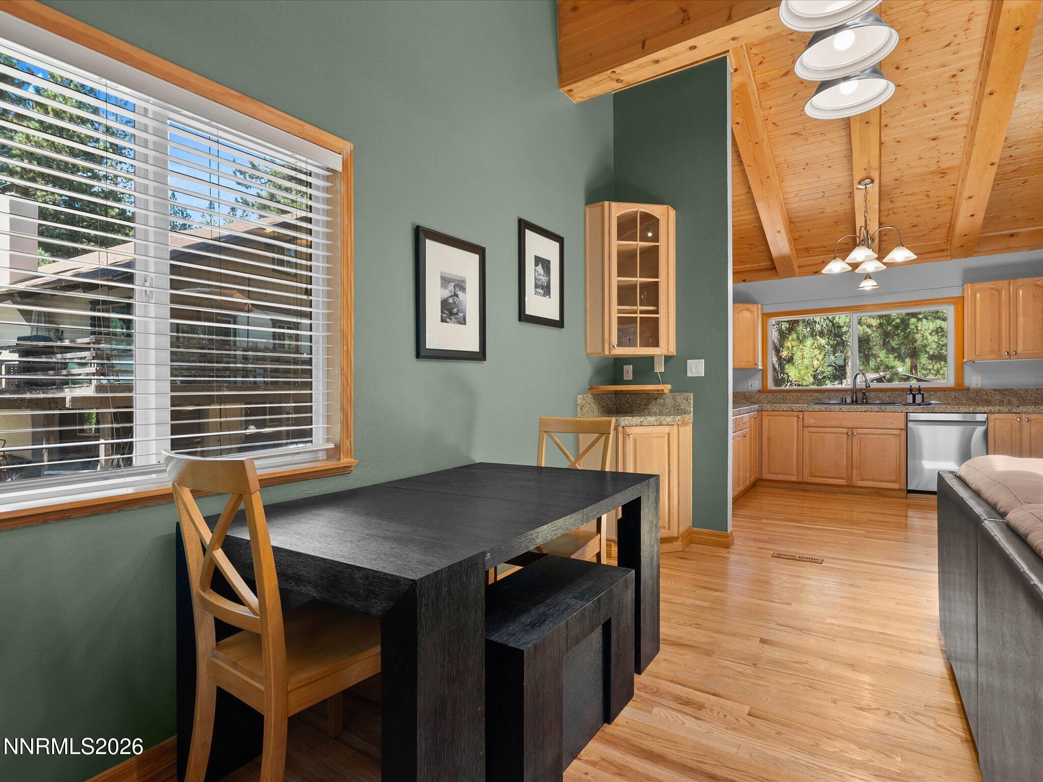 1302 Zurich Lane Property Photo 22