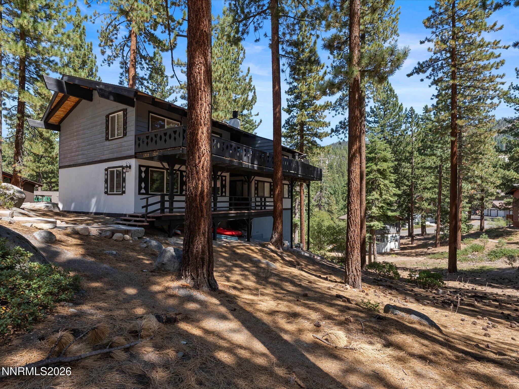 1302 Zurich Lane Property Photo 33