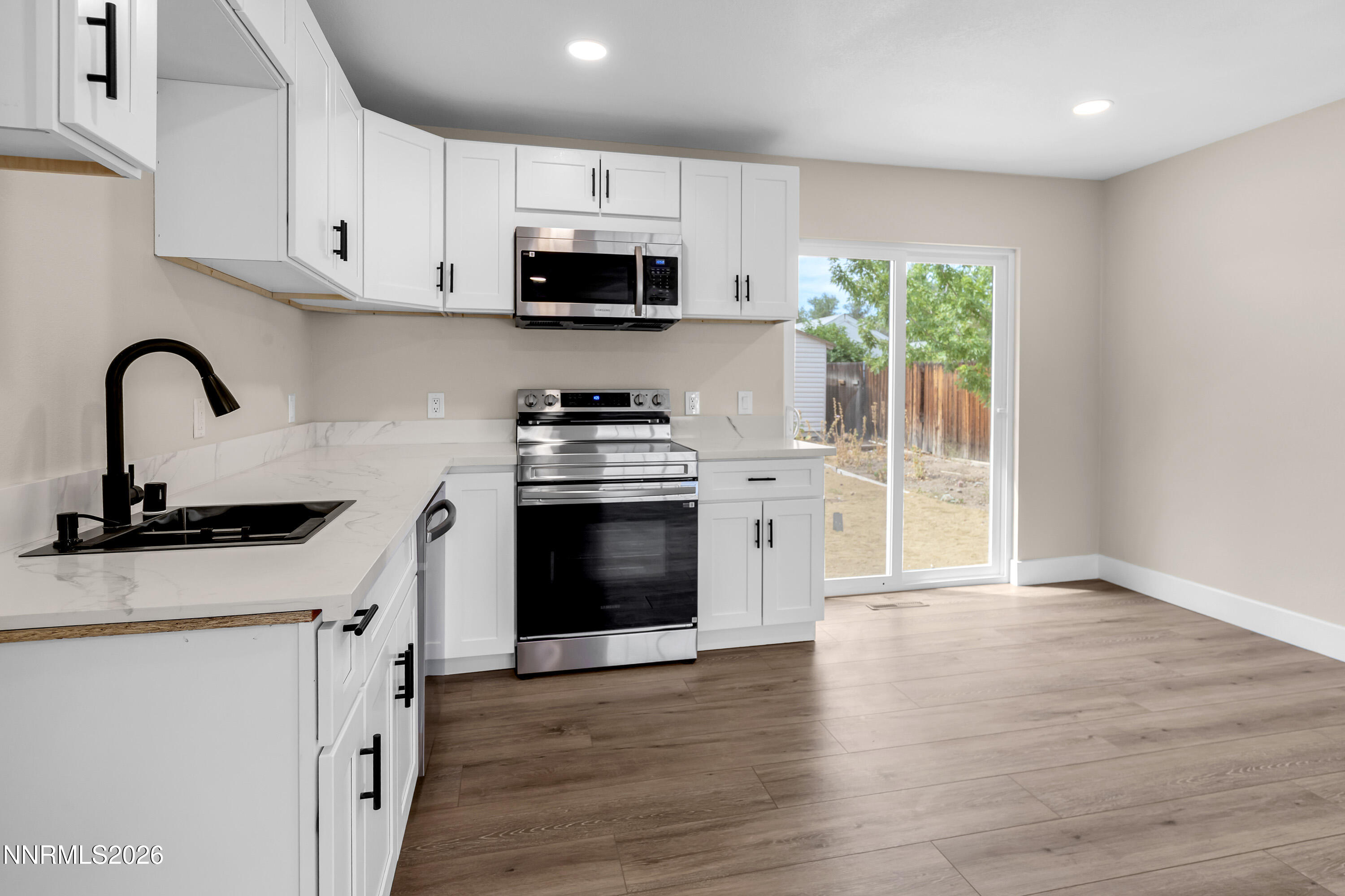 1585 Greenbrae Drive Property Photo 11