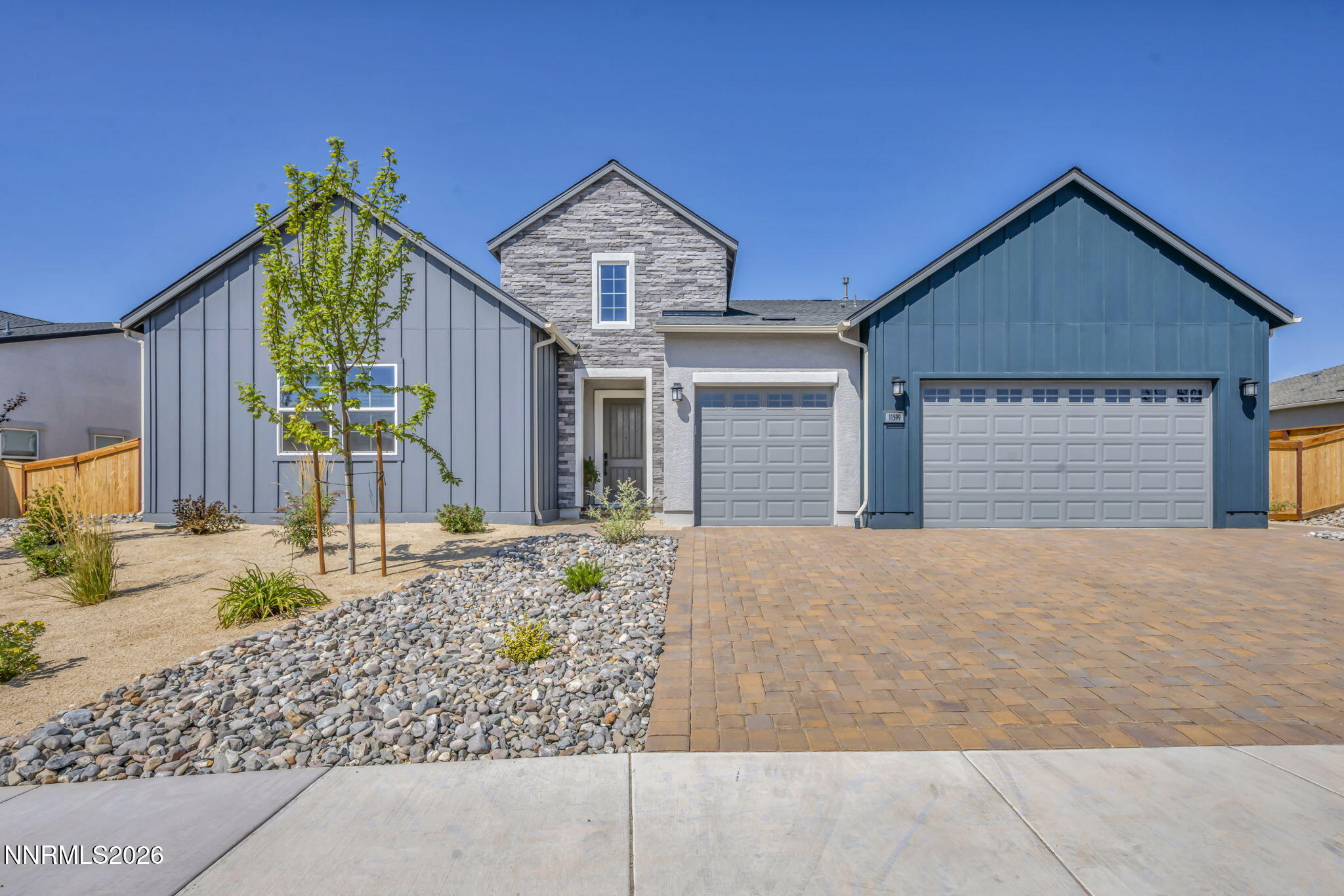 11599 Vinegar Peak Drive Property Photo 2