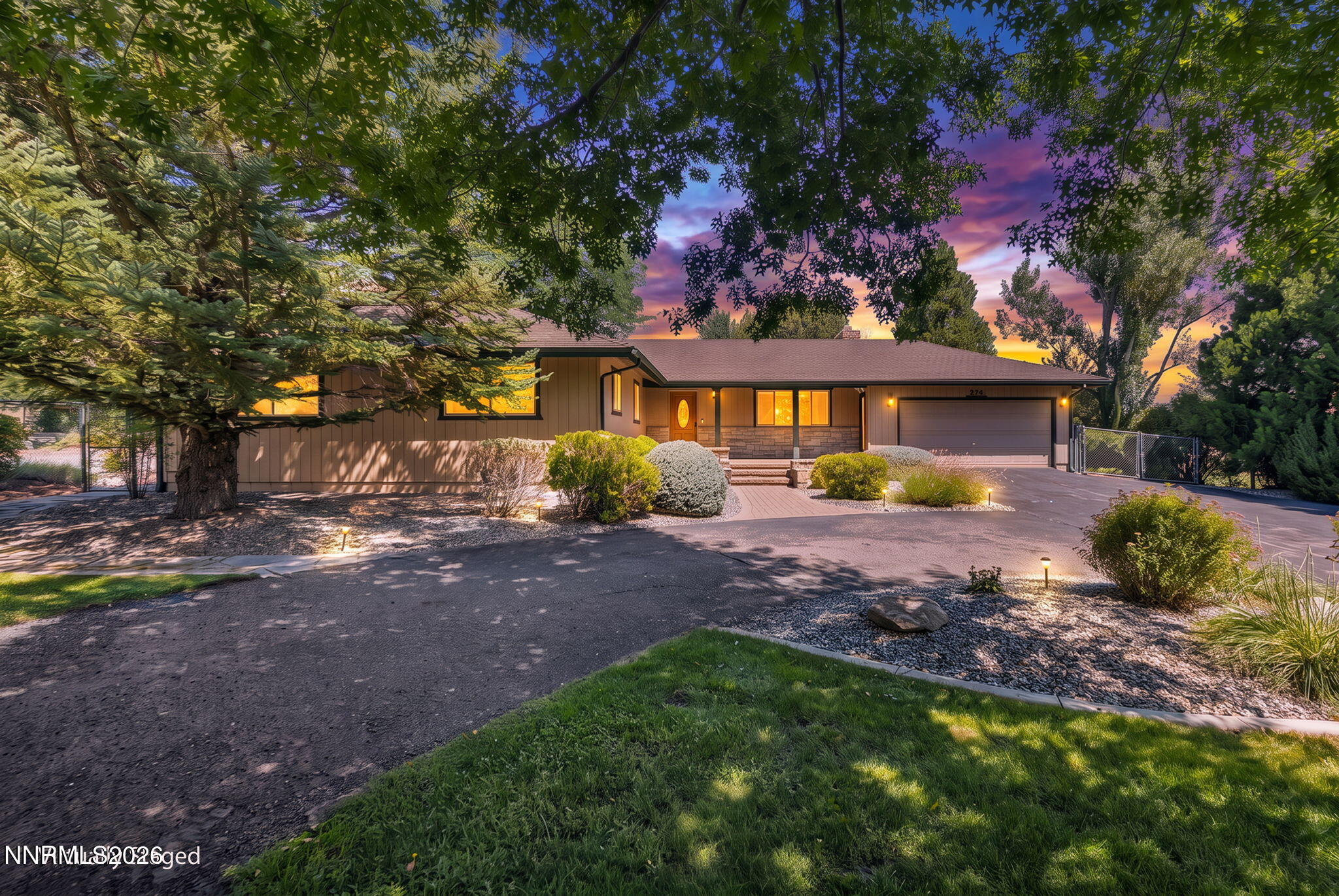 274 Beverly Way