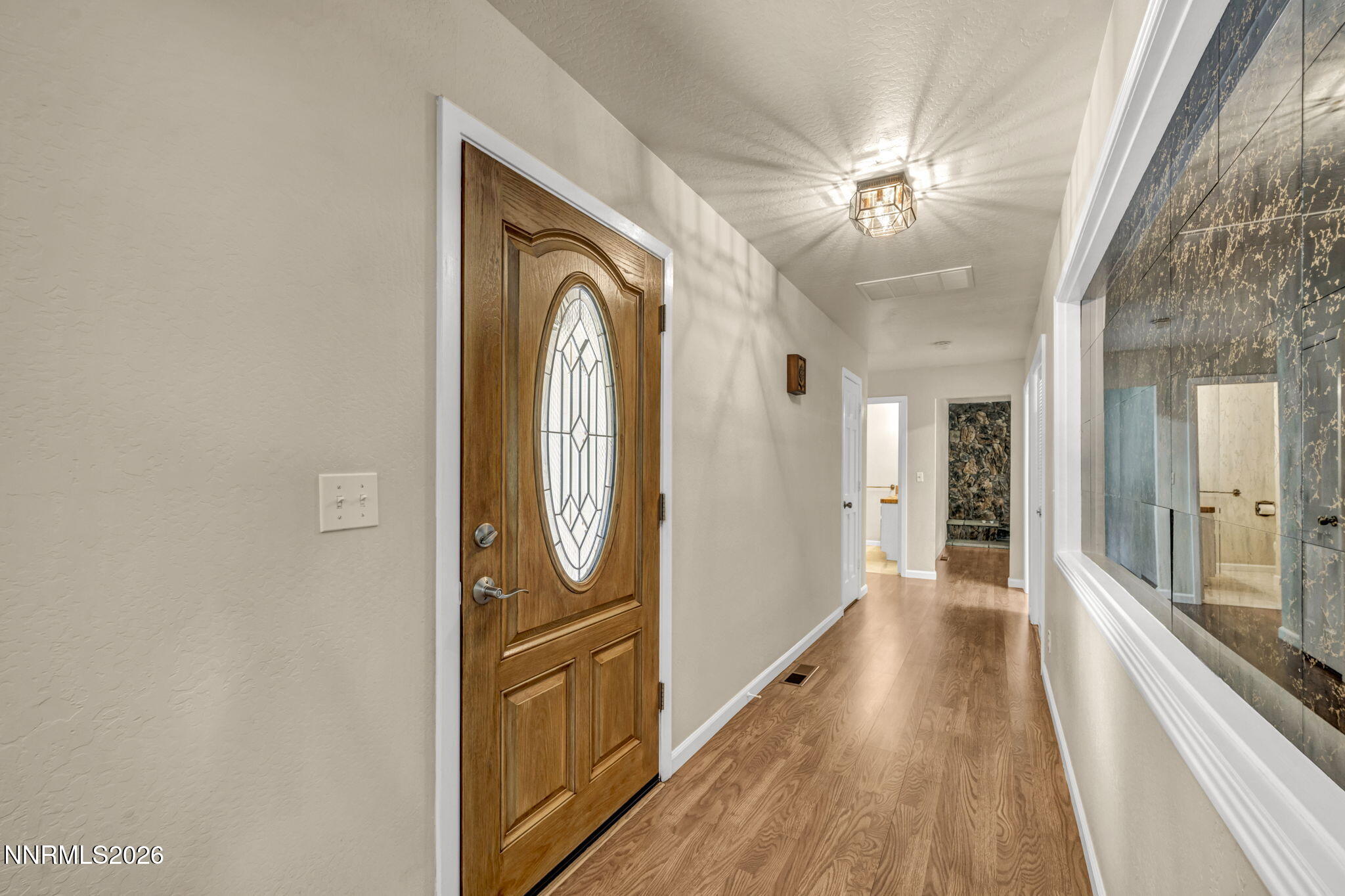 274 Beverly Way Property Photo 6