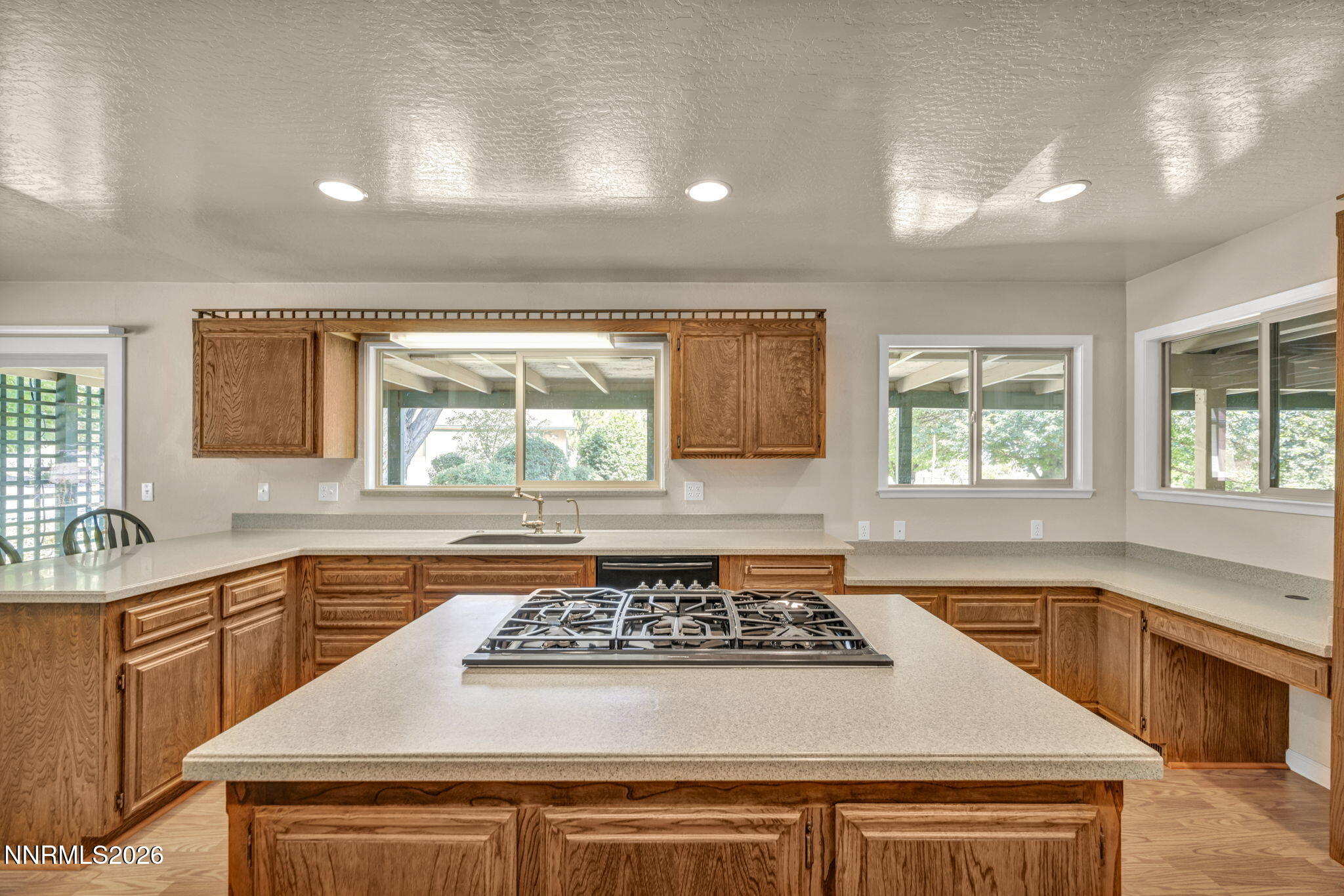 274 Beverly Way Property Photo 13