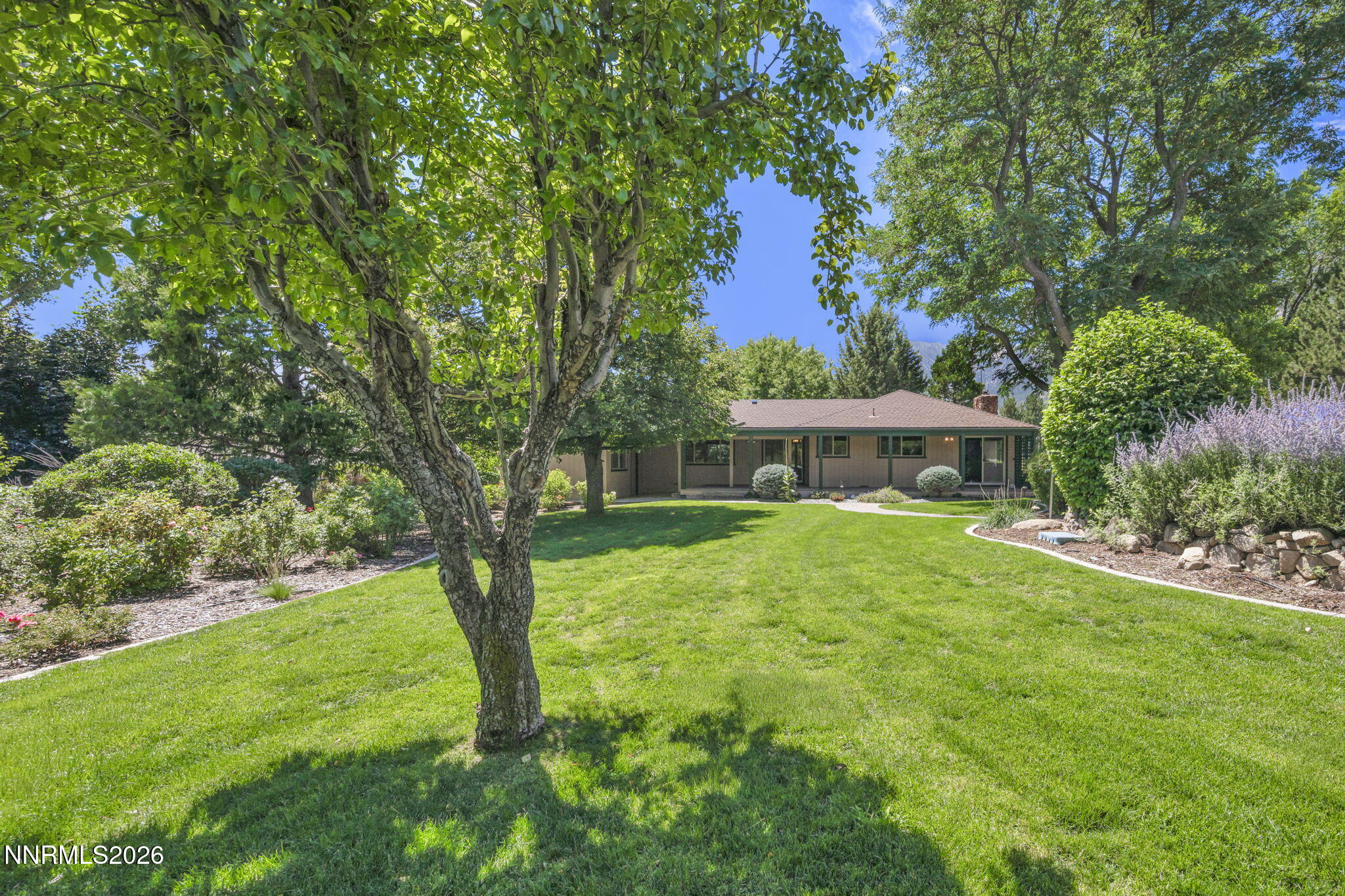 274 Beverly Way Property Photo 34
