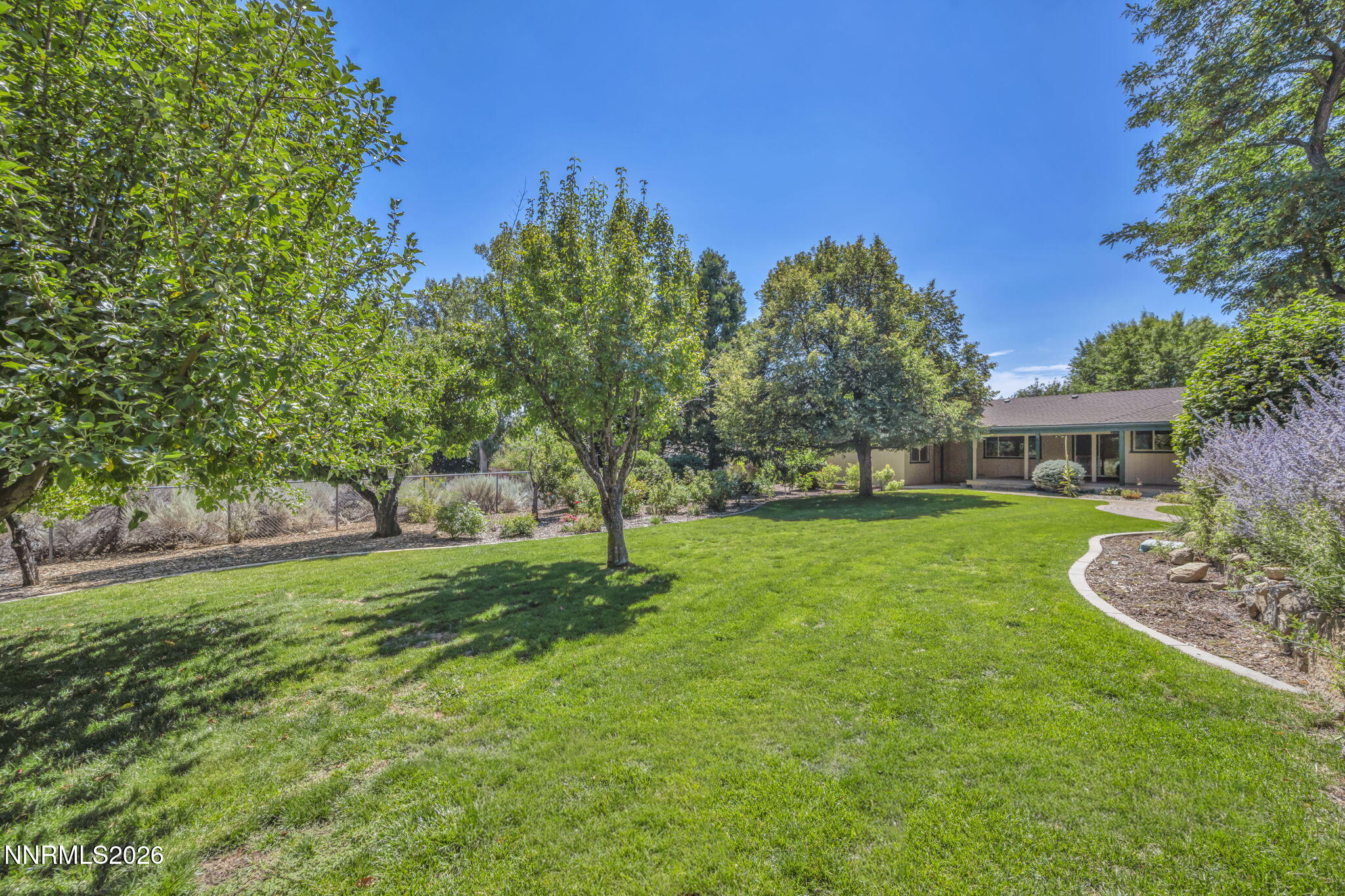 274 Beverly Way Property Photo 38