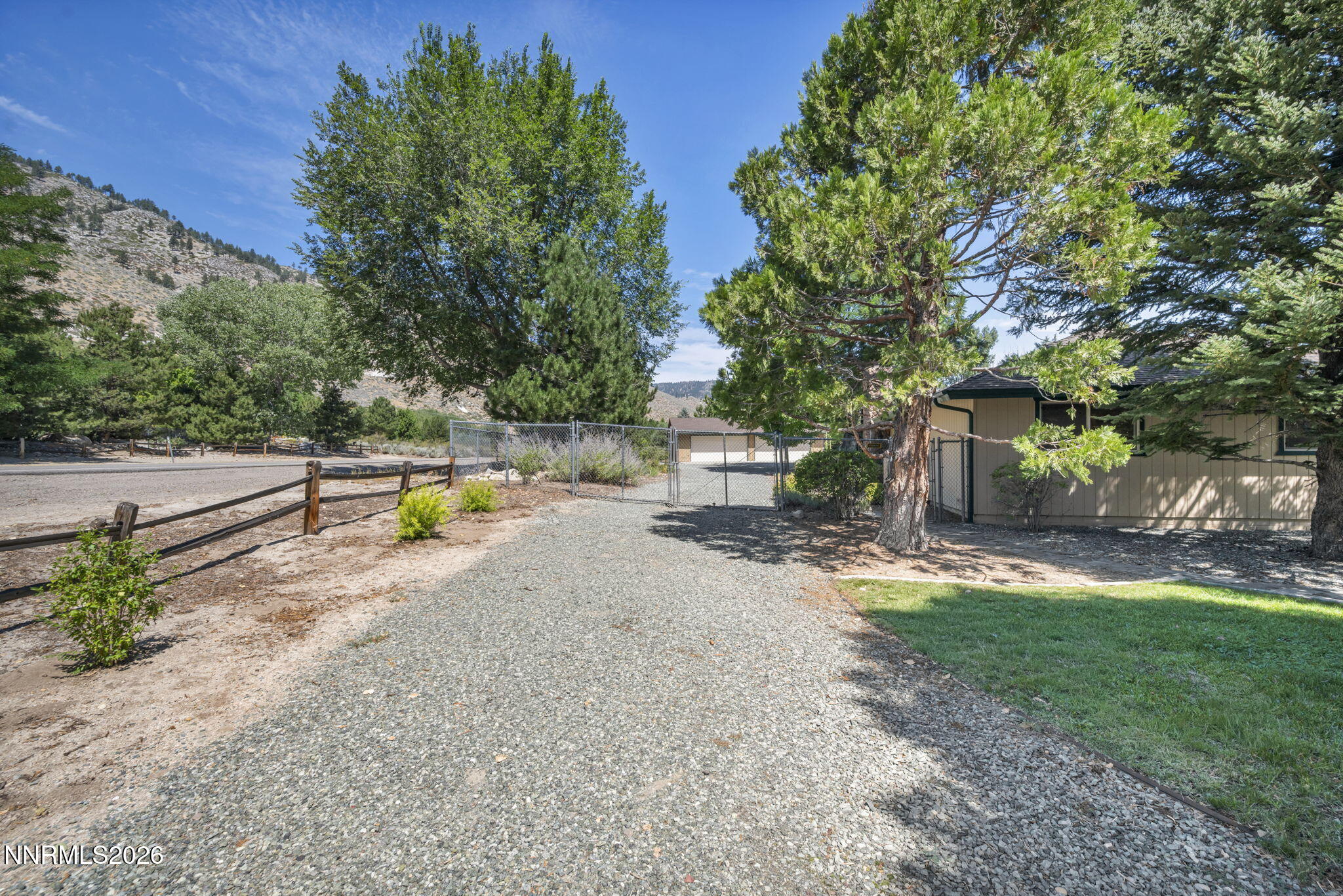 274 Beverly Way Property Photo 43