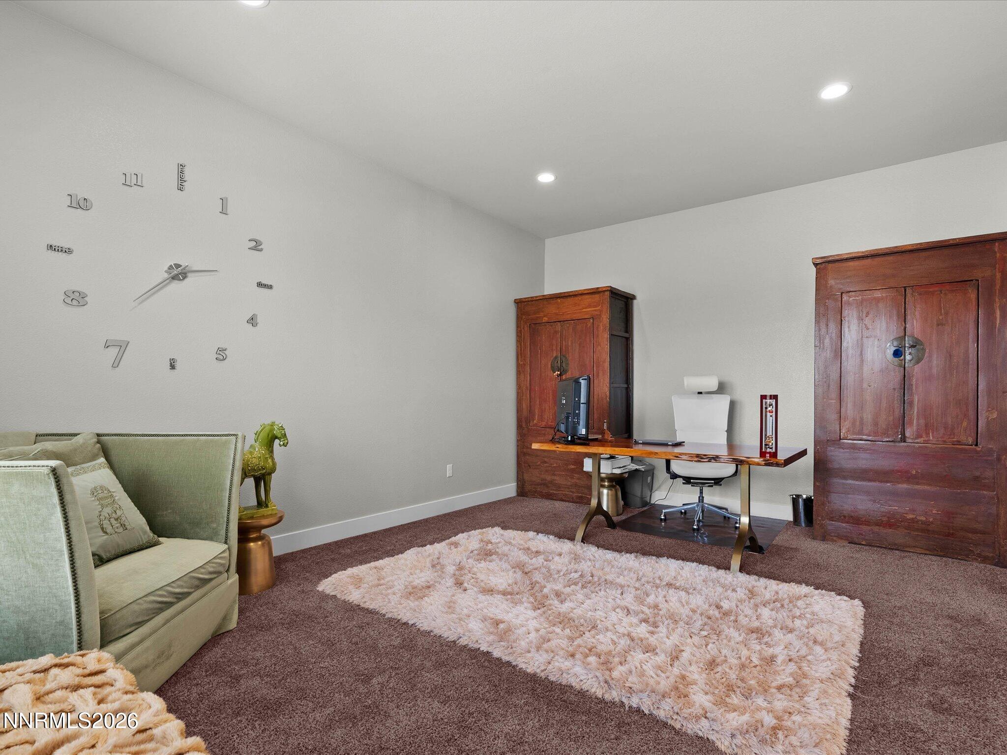 694 Raptor Way Property Photo 8