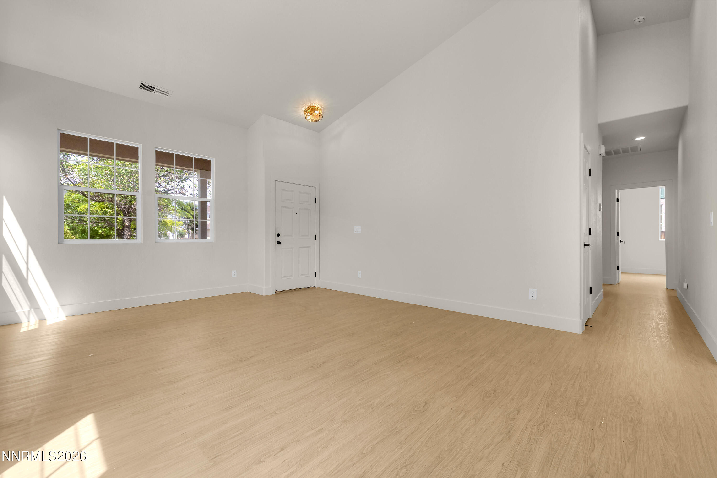 8918 Finnsech Drive Property Photo 8