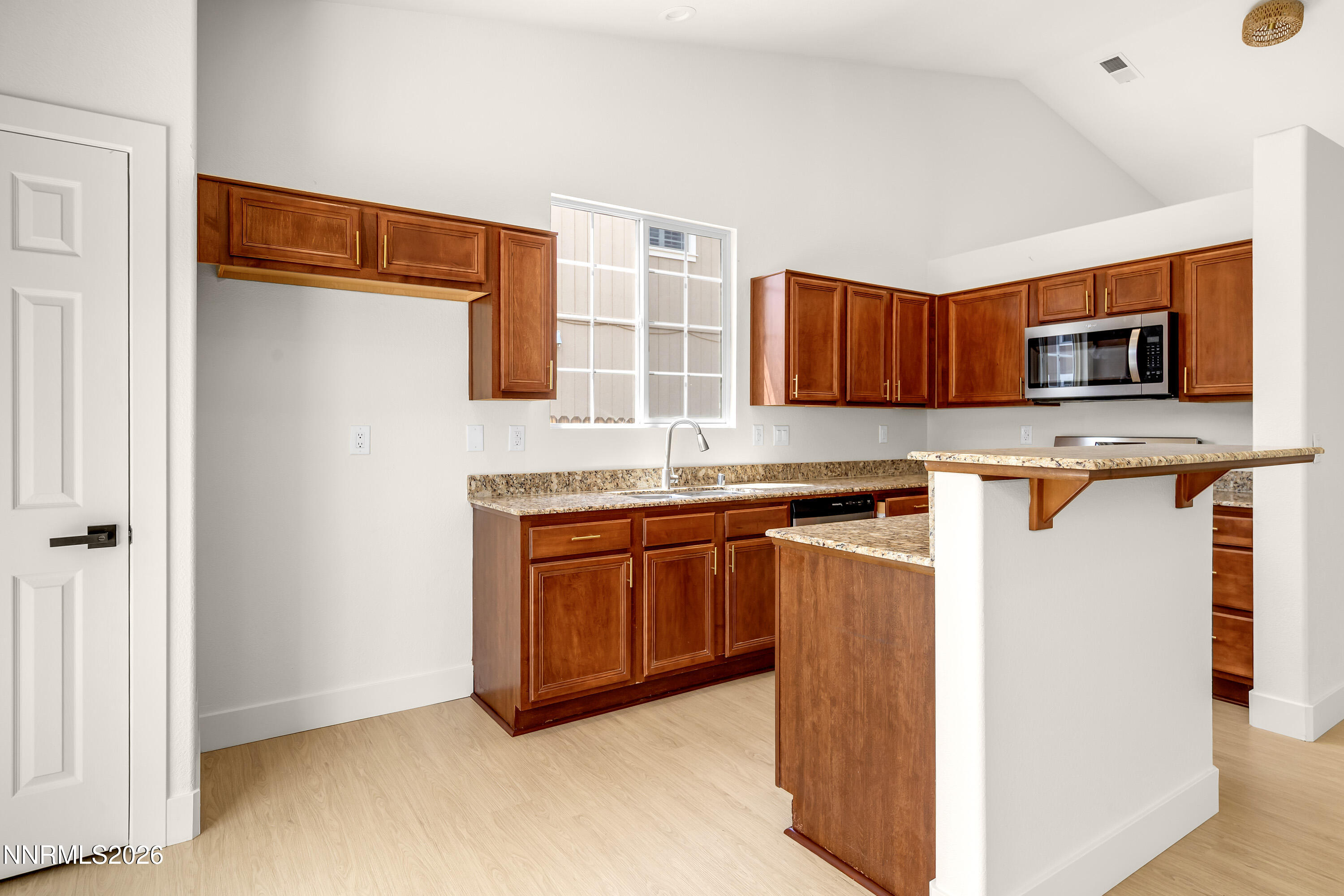 8918 Finnsech Drive Property Photo 14