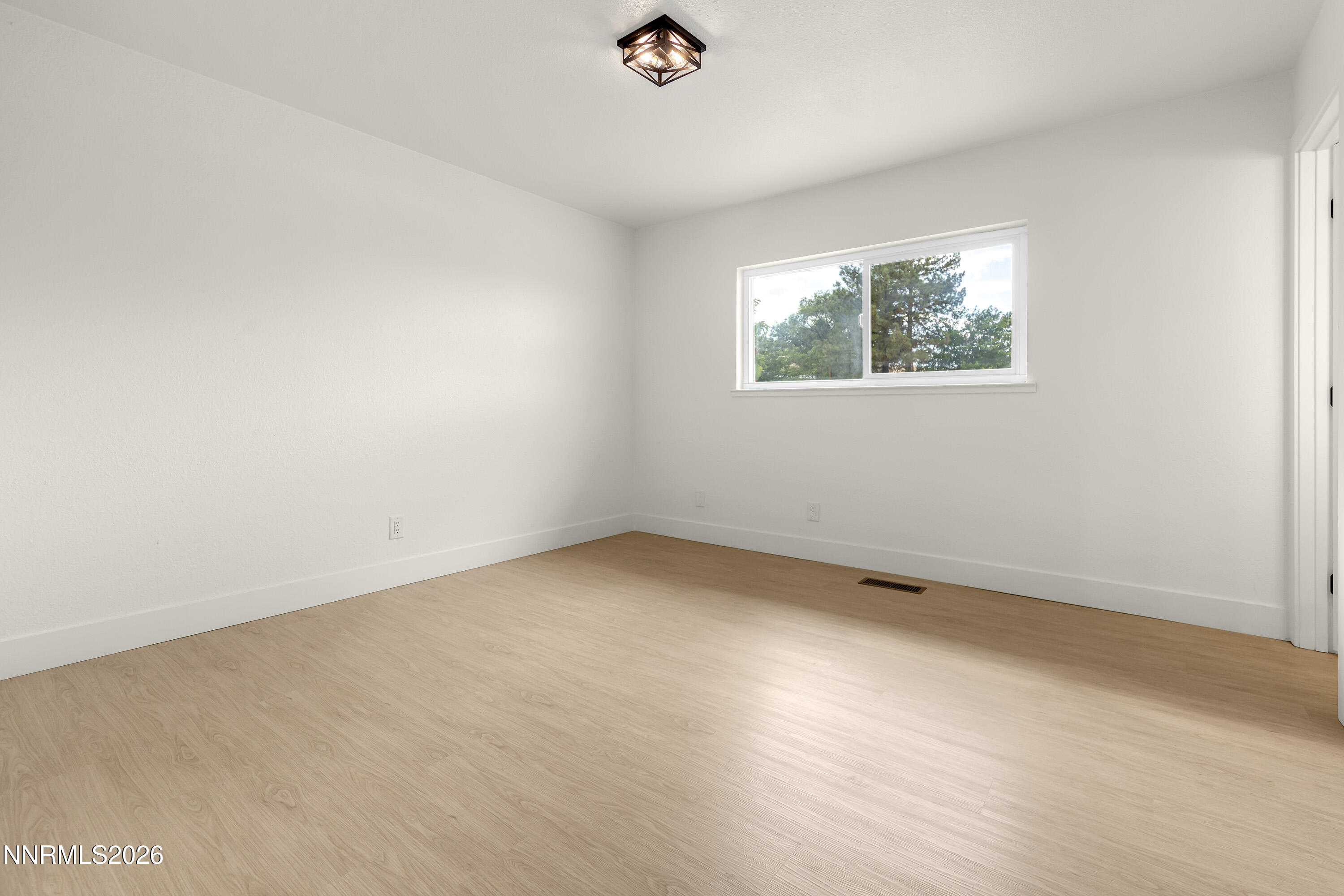 2240 Pawnee Way Property Photo 14