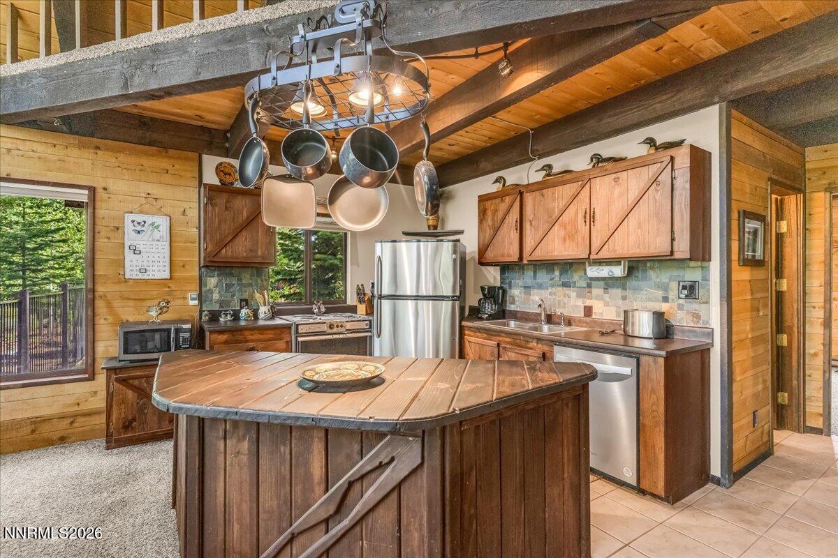260010455 Property Photo 16