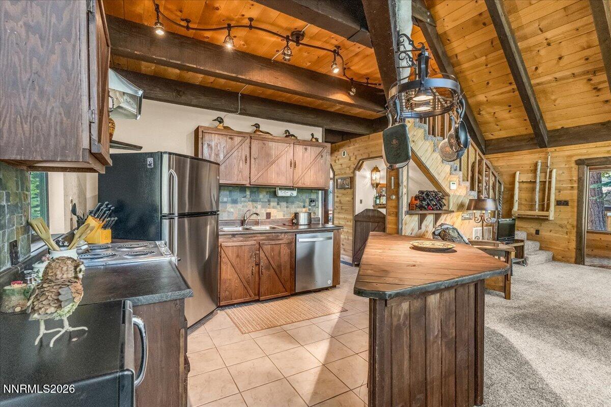 260010455 Property Photo 17