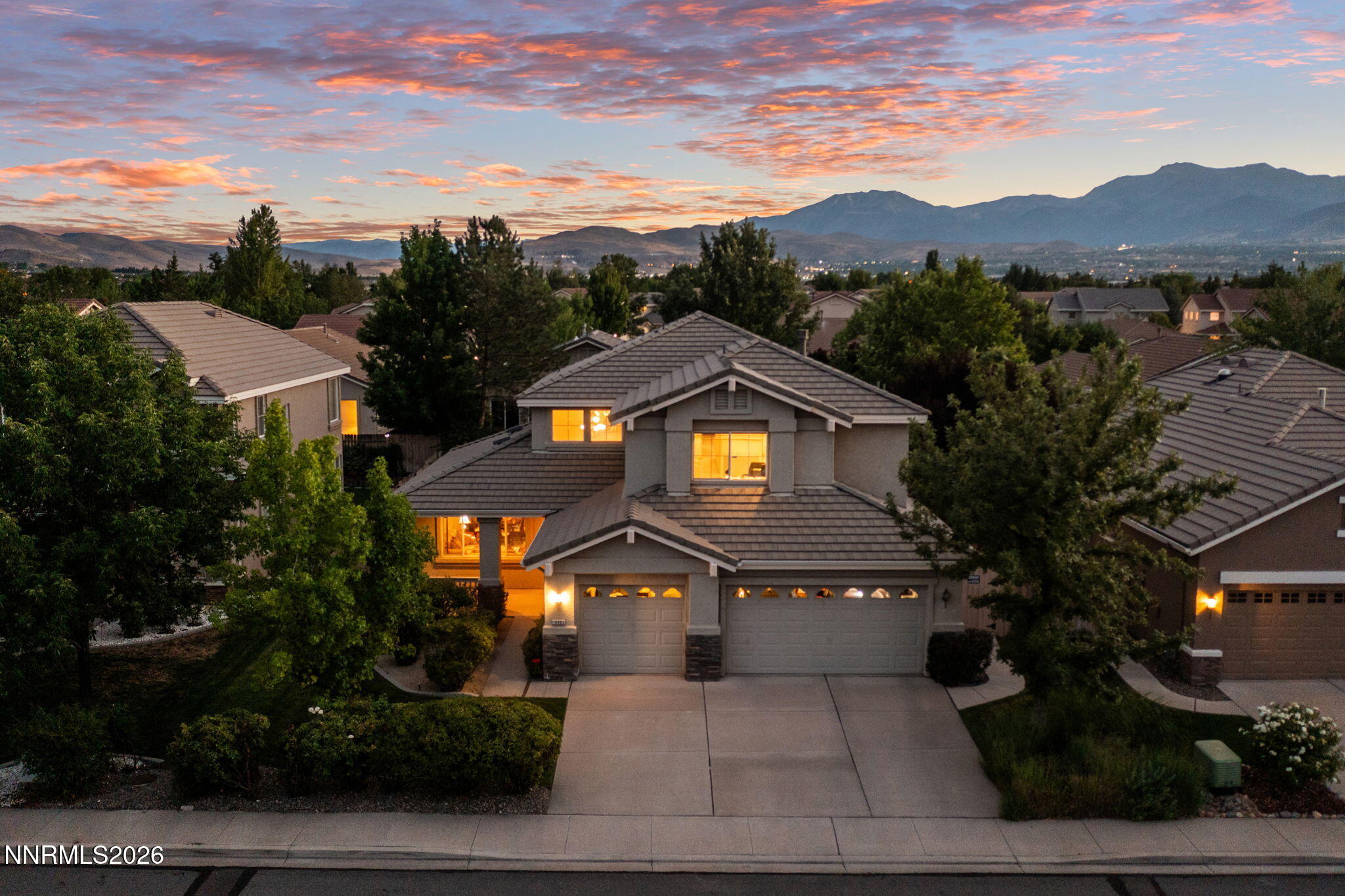 10063 Kentfield Place Property Photo 2
