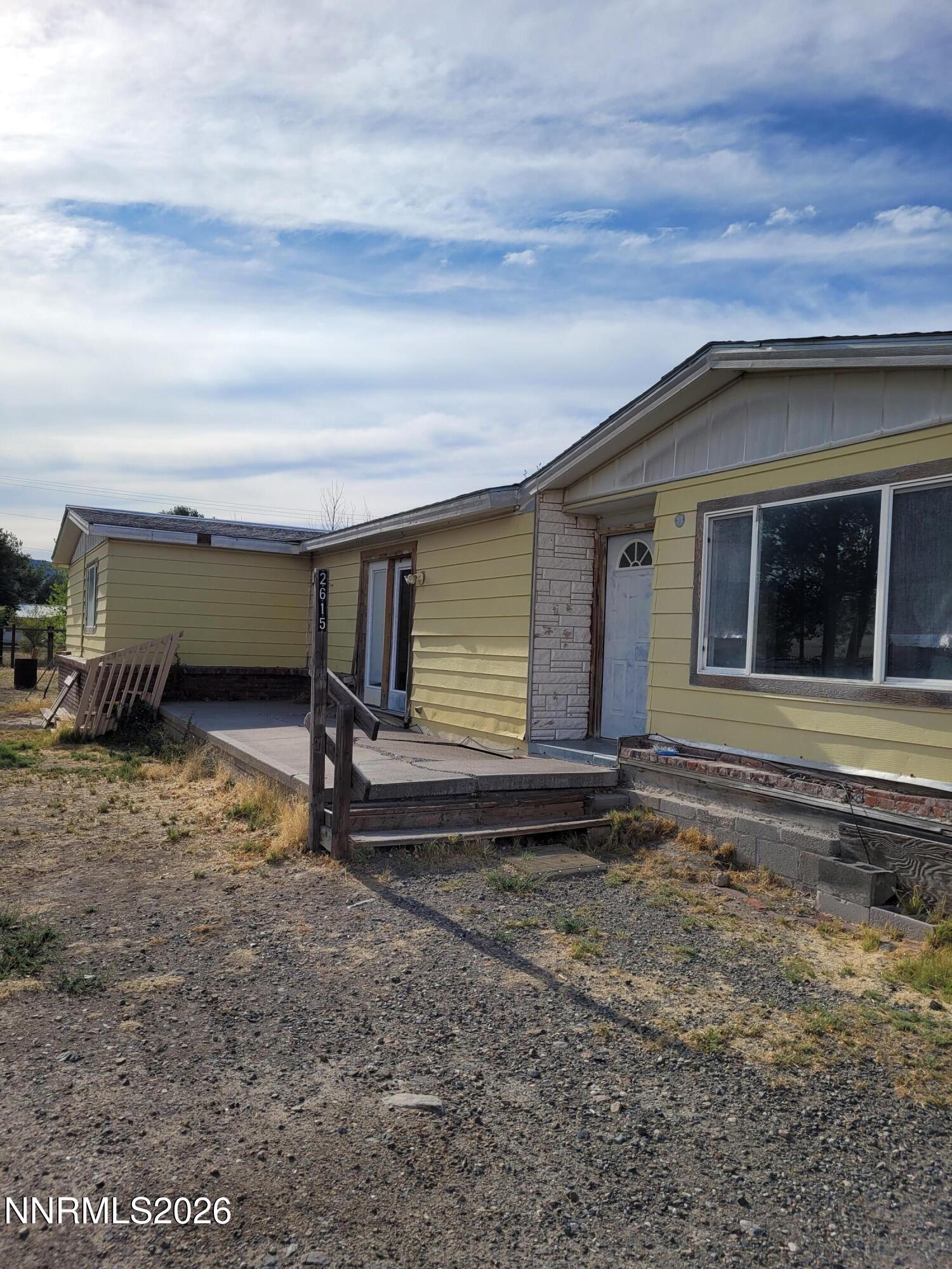 2615 Muddy Road Property Photo 1